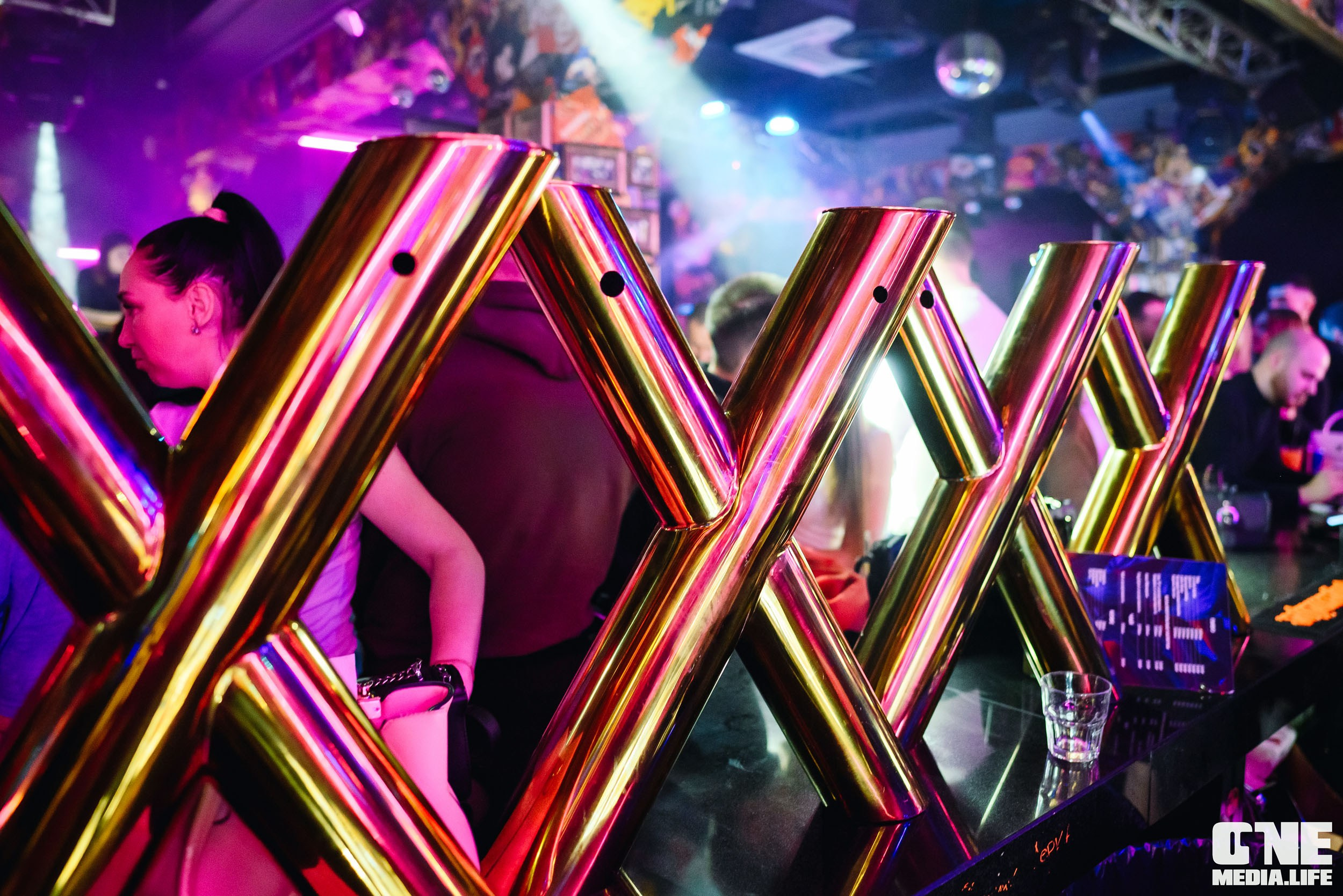 Фотоотчет из бара XxxX. One Media Life: фоторепортажи, фотоотчеты с мероприятий и заведений