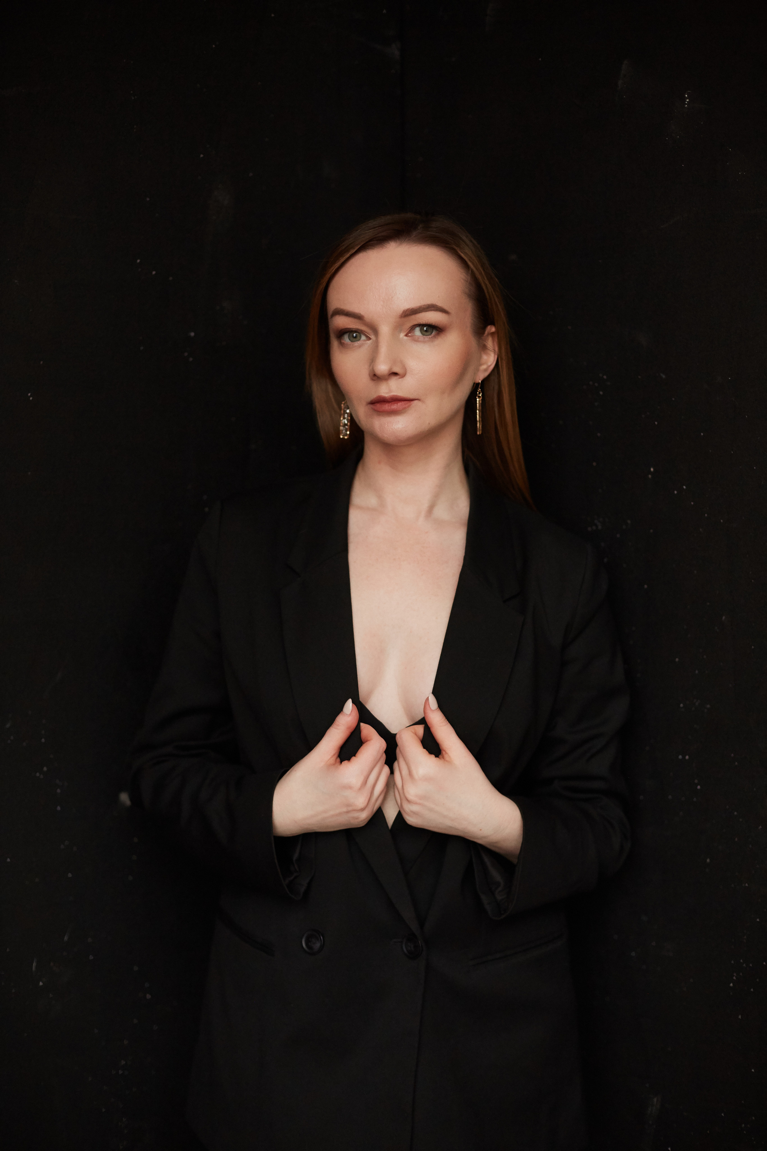 Наталья — редактор Яндекс Рекламы, маркетолог в сфере эстетической медицины. Анастасия Зобнинá — фотограф в Санкт-Петербурге/СПб