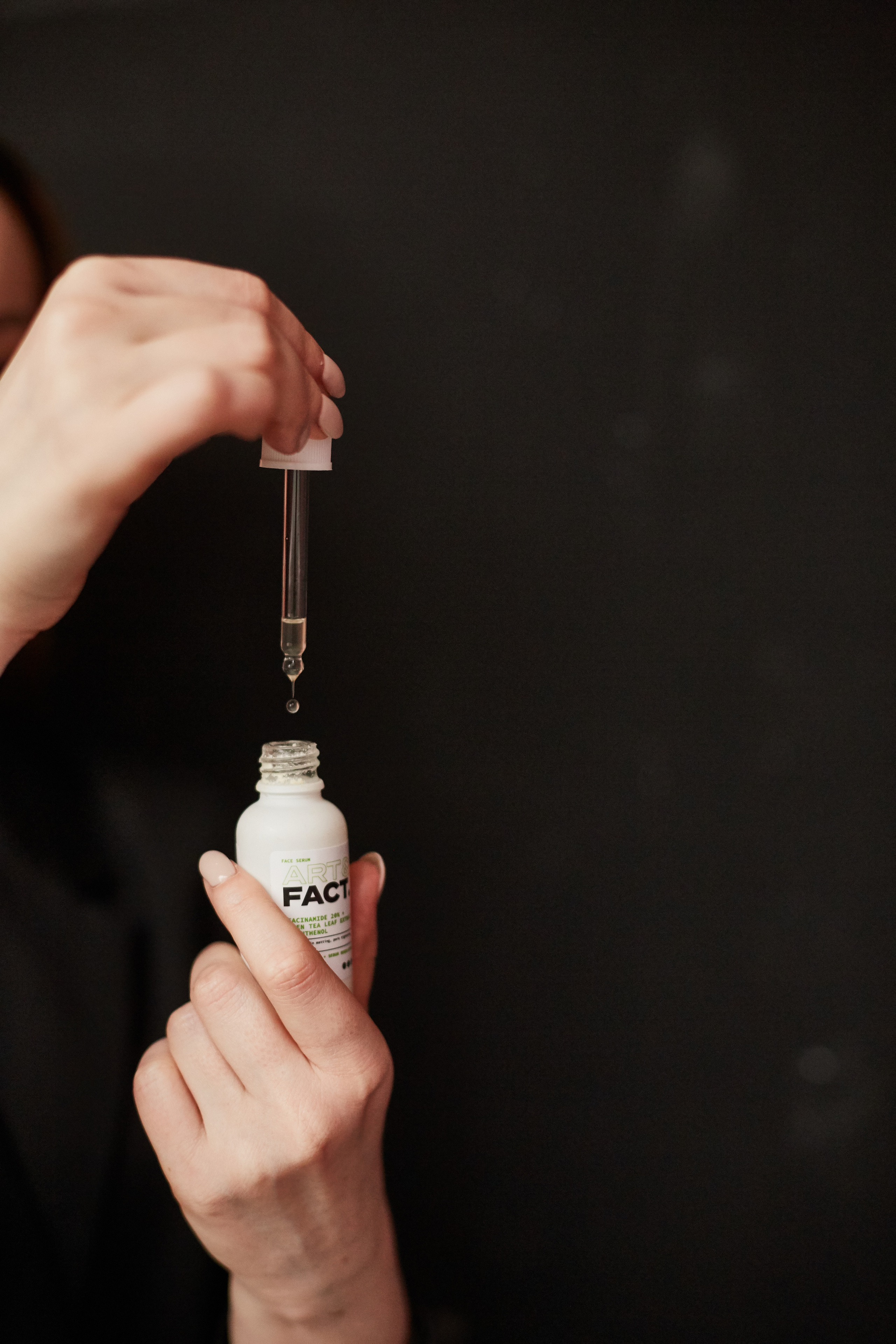 Наталья — редактор Яндекс Рекламы, маркетолог в сфере эстетической медицины. Анастасия Зобнинá — фотограф в Санкт-Петербурге/СПб