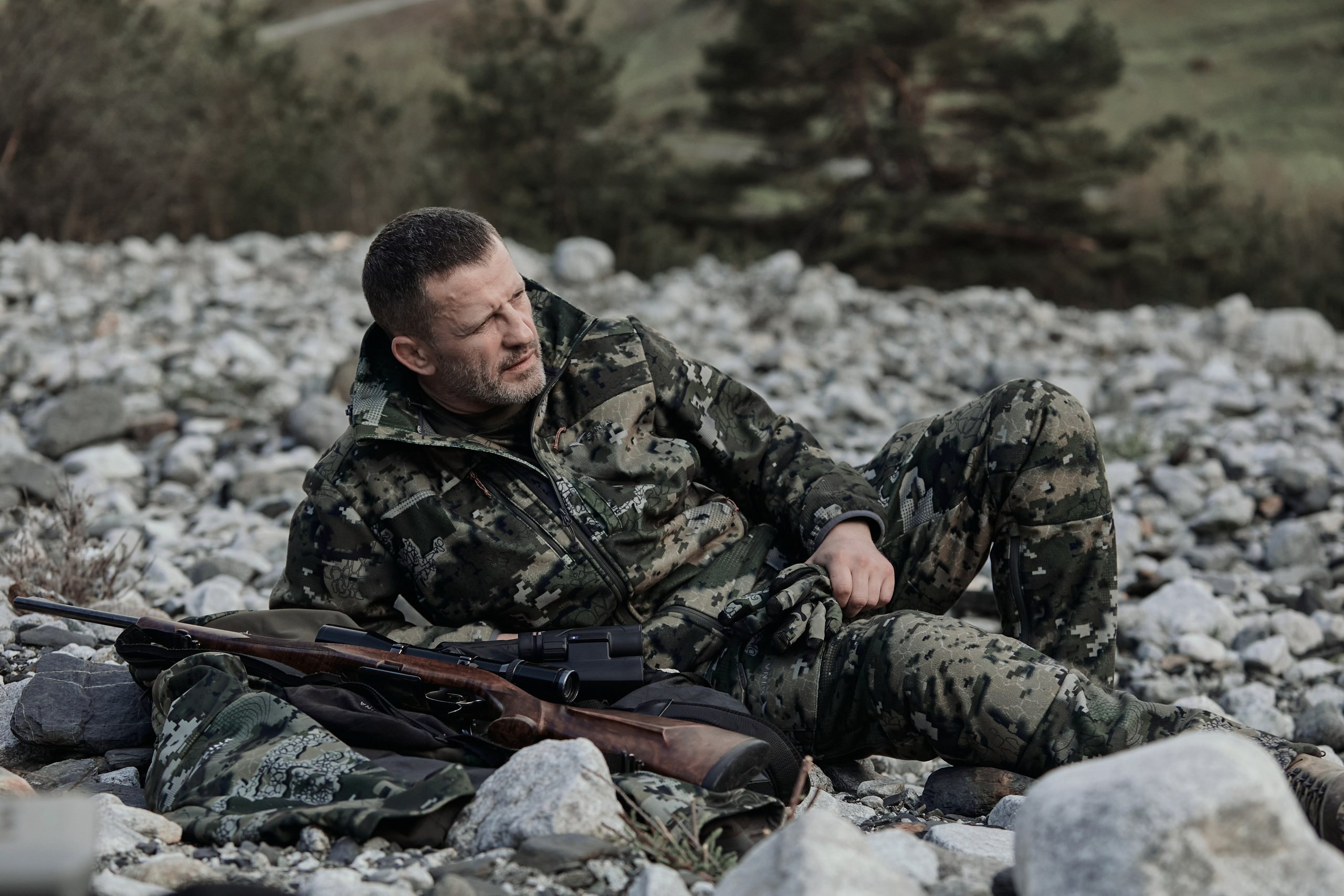 Съемка для бренда охотничьей одежды под ключ. Фотограф Продюсер в горах КБР / Москва Нальчик Горы