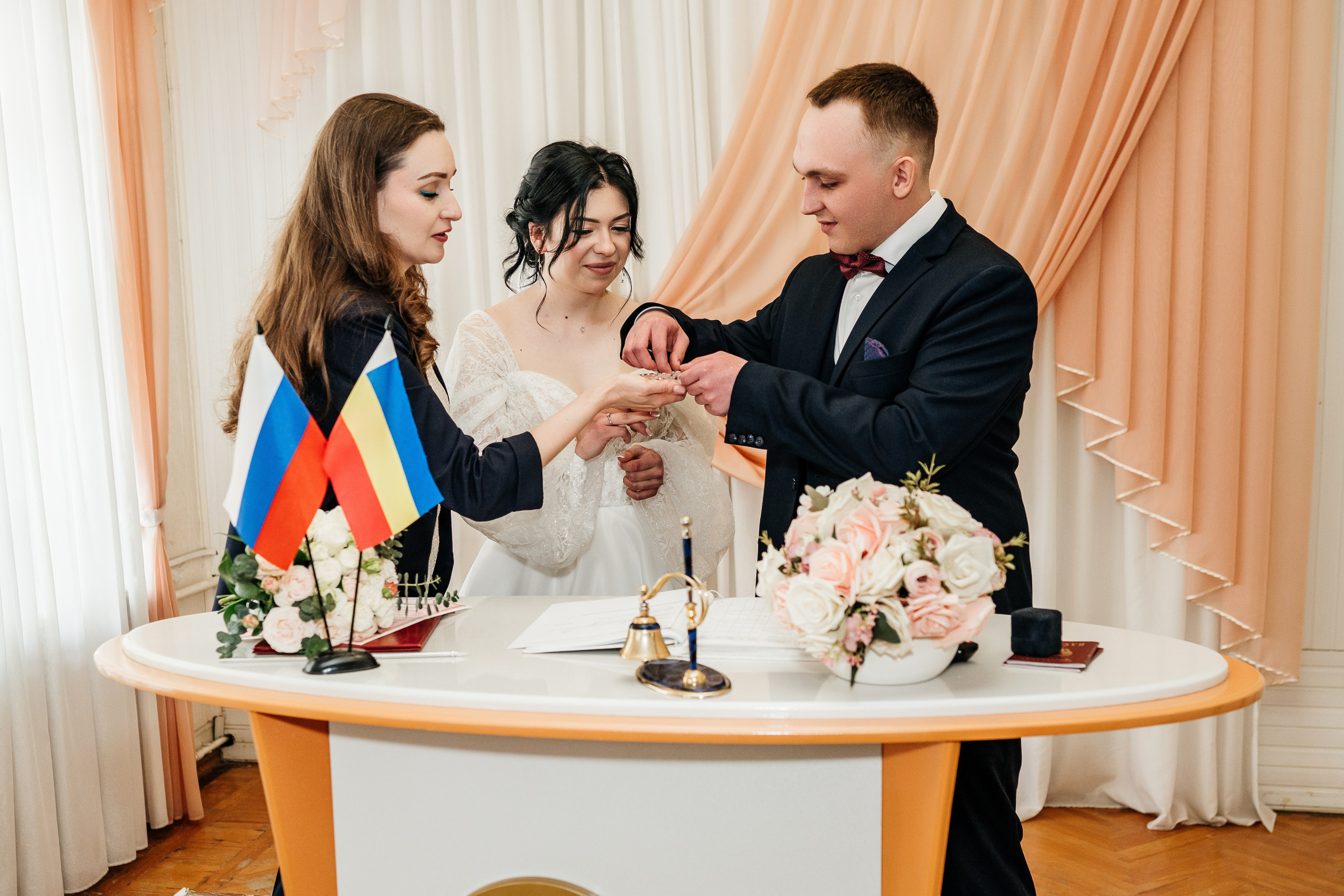 Вика и Артём. 24.04.2025. Фотограф в Каменске-Шахтинском Ольга Сагал