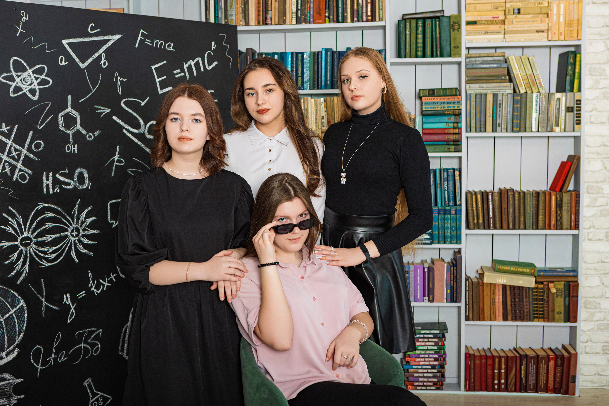 Школьная фотосъемка в Иваново. Фотокниги и выпускные альбомы в Иваново