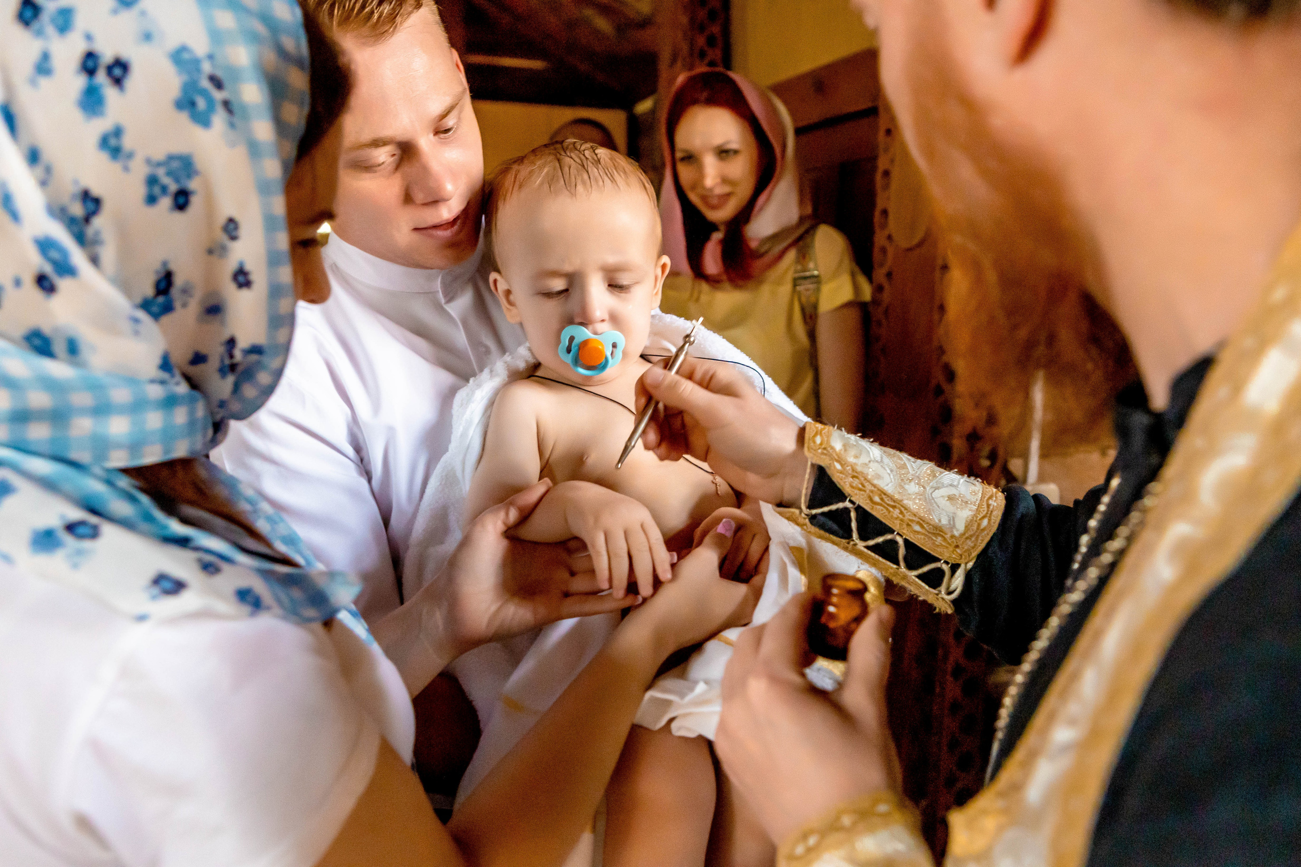 Фотограф крещение. Фотокниги и выпускные альбомы в Иваново