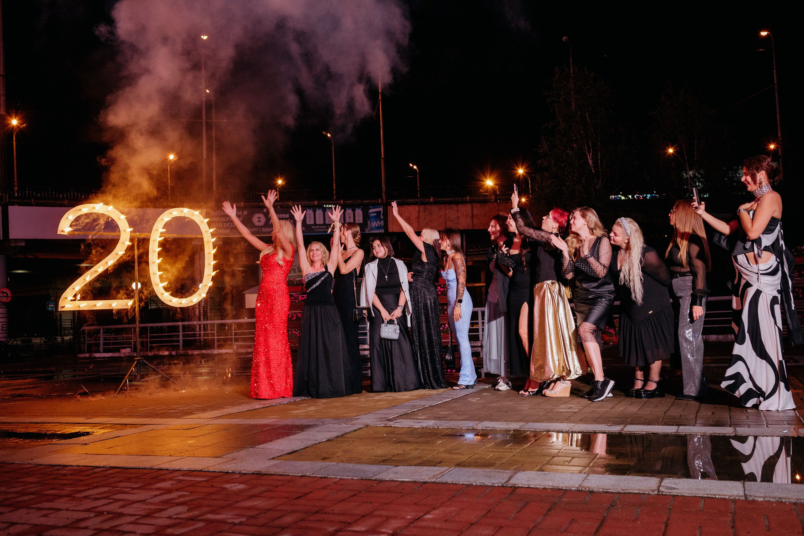 20 лет студии красоты Юлии Харченко. СВОИ. ФОТООТЧЕТЫ-СОБЫТИЯ-МЕСТА