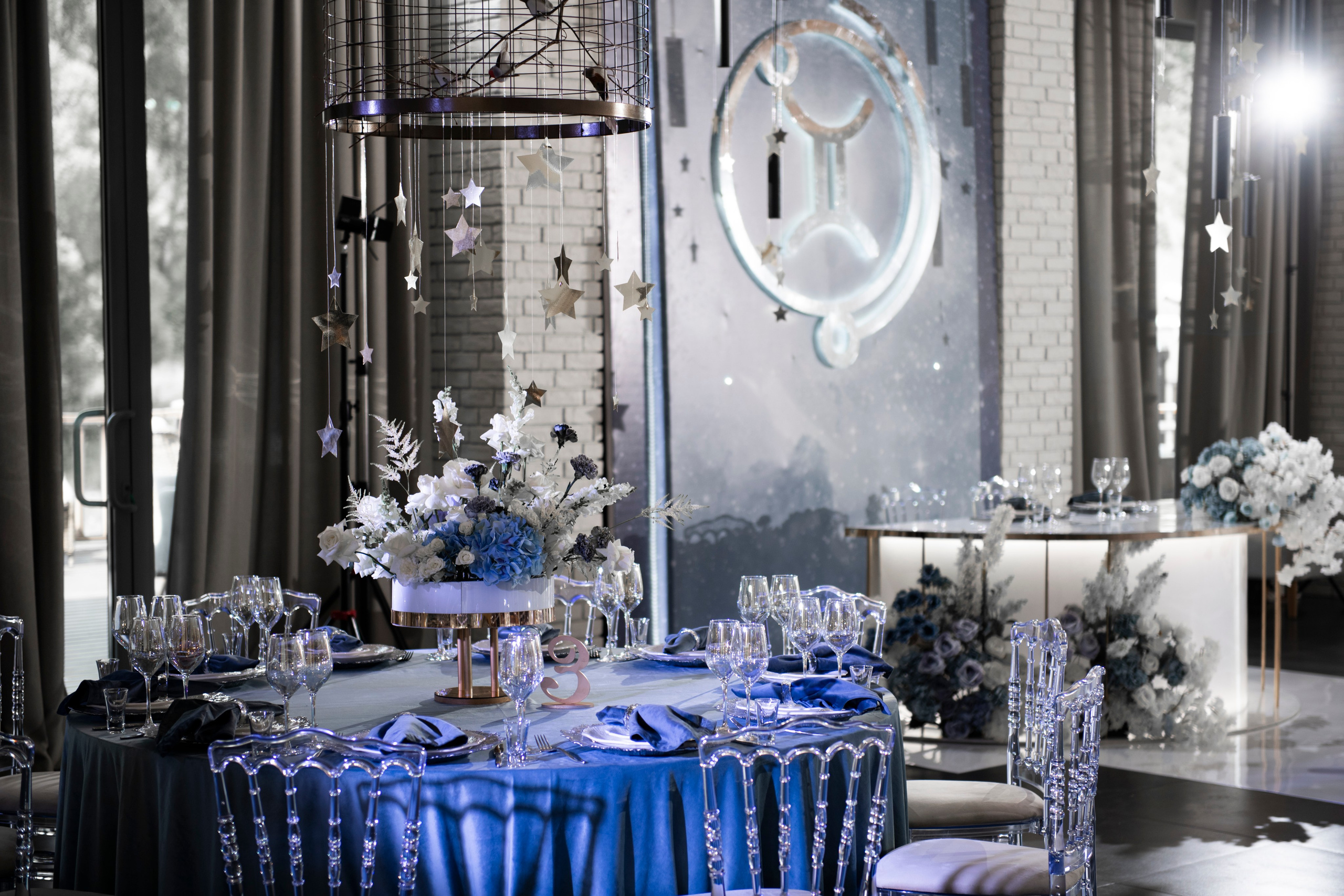 GEMINI. Rich Event Decor