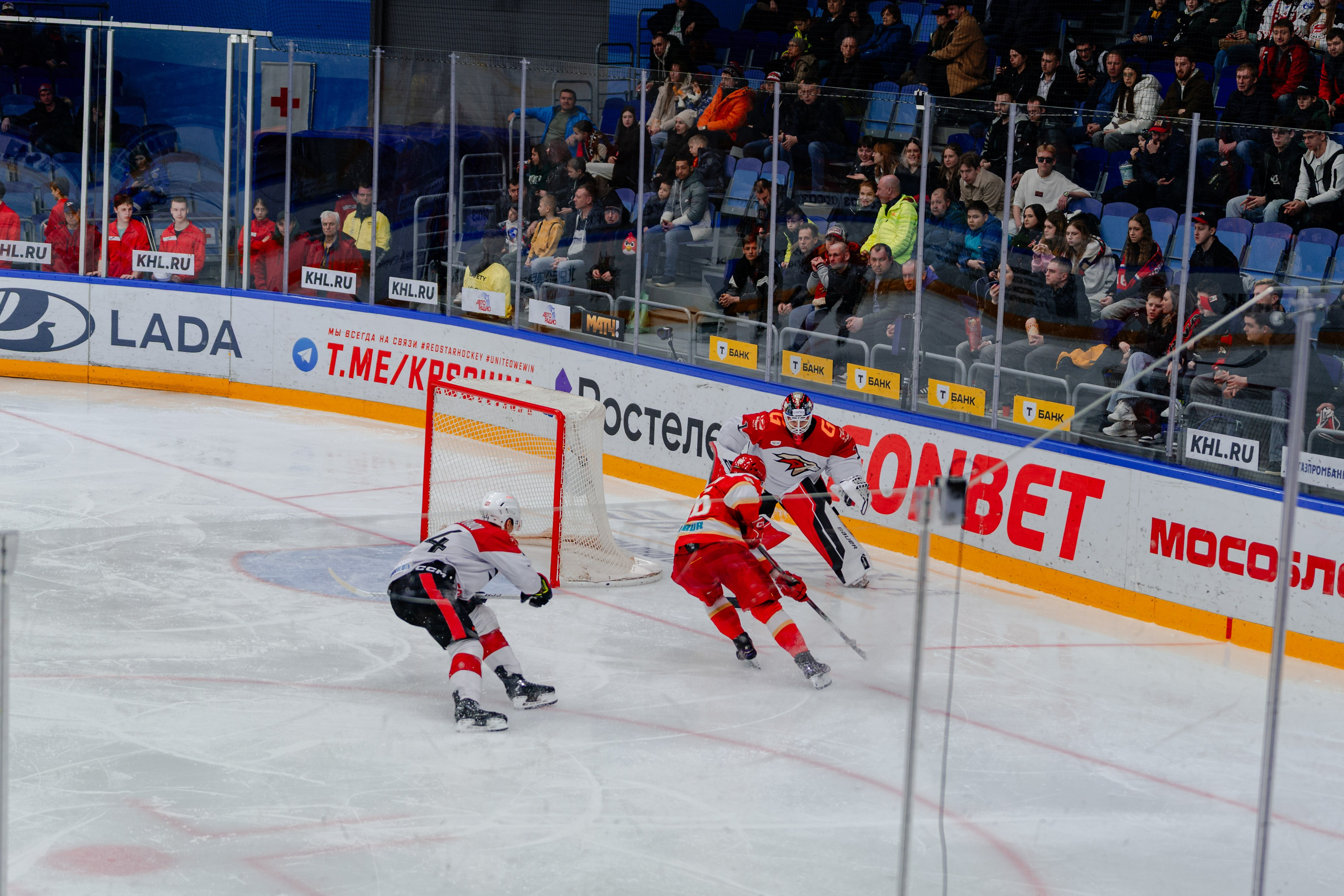 КХЛ КУНЬЛУНЬ РС — АВАНГАРД 22 МАРТА 2025. Репортажный фотограф в Москве Измалков Артем