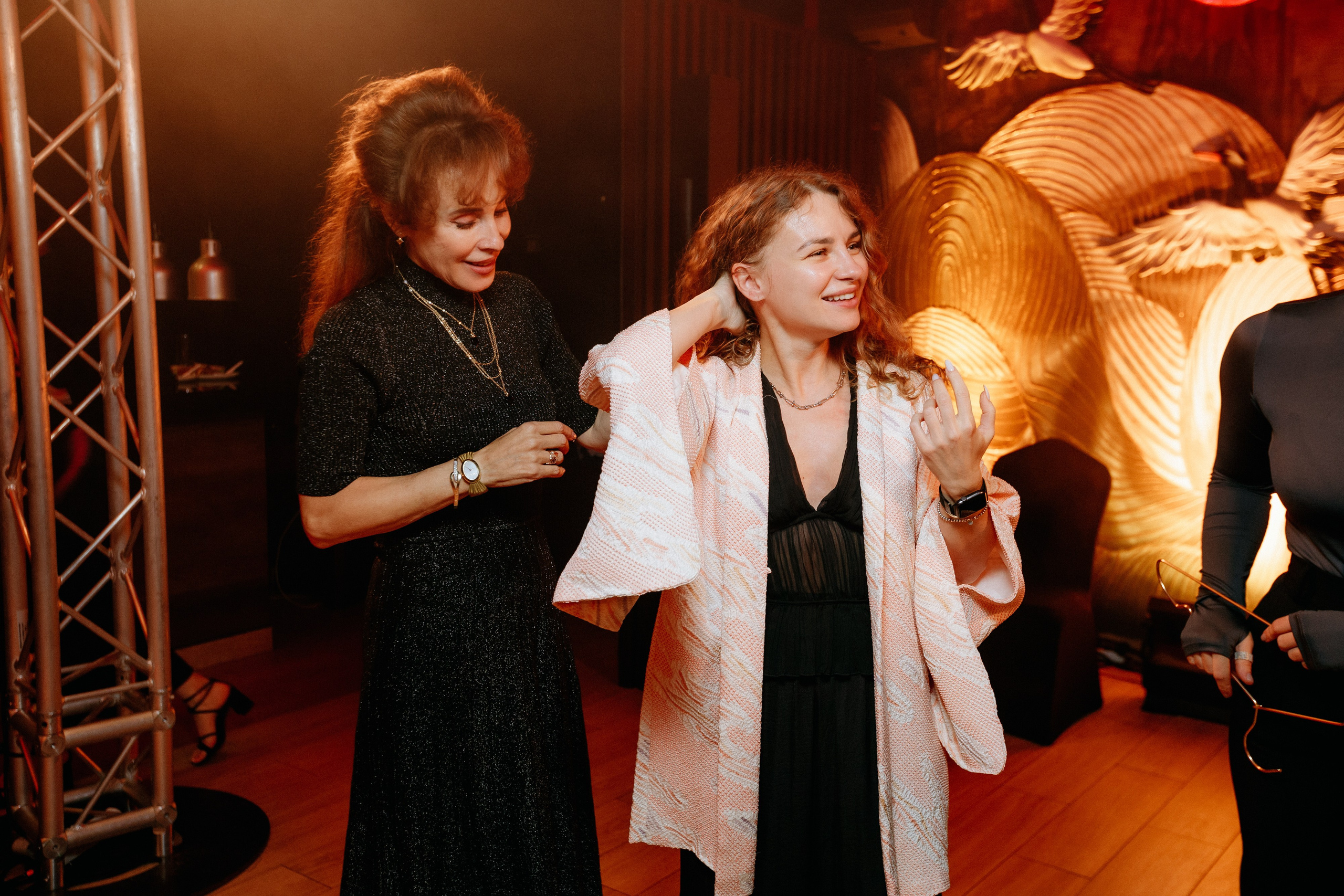 HANAMI — МЕМУАРЫ ГЕЙШИ. СВОИ. ФОТООТЧЕТЫ-СОБЫТИЯ-МЕСТА