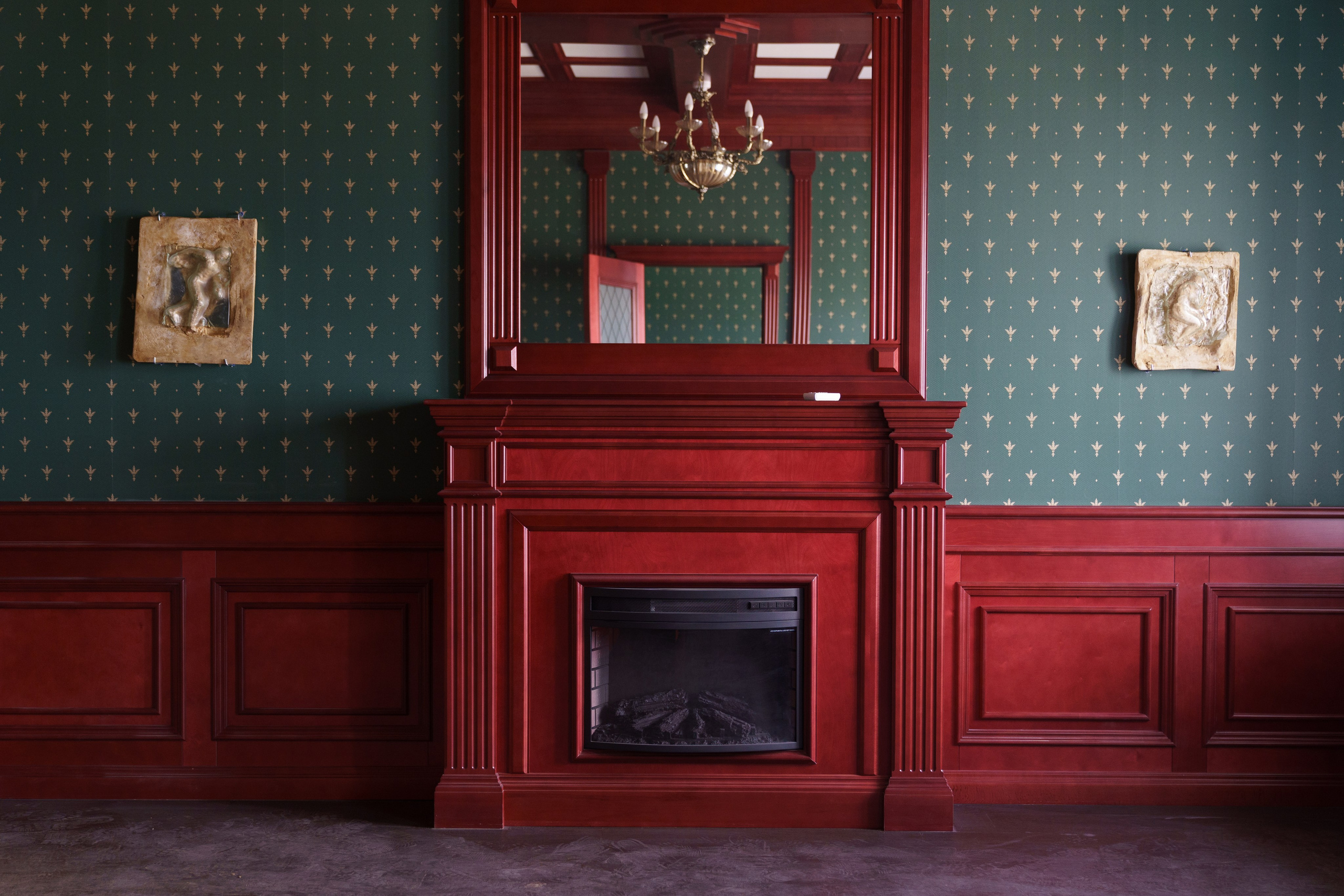 Выставка «Маленький человек» в Нижнем Новгороде. Elena Anosova is an award-winning visual artist