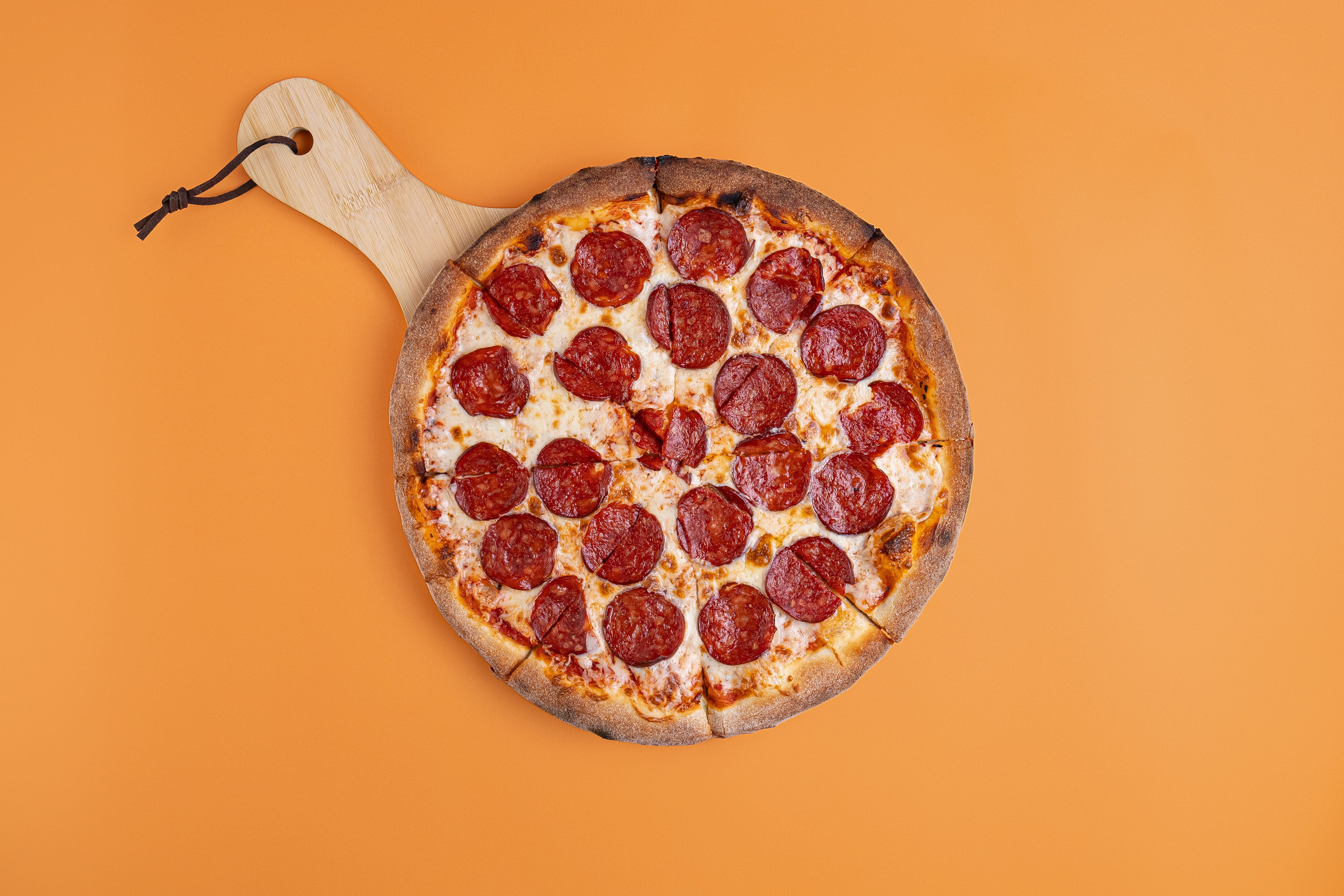 Фотосъемка пиццы и роллов для меню. Рекламный фуд фотограф и видеограф в Астане Алина Лысенко