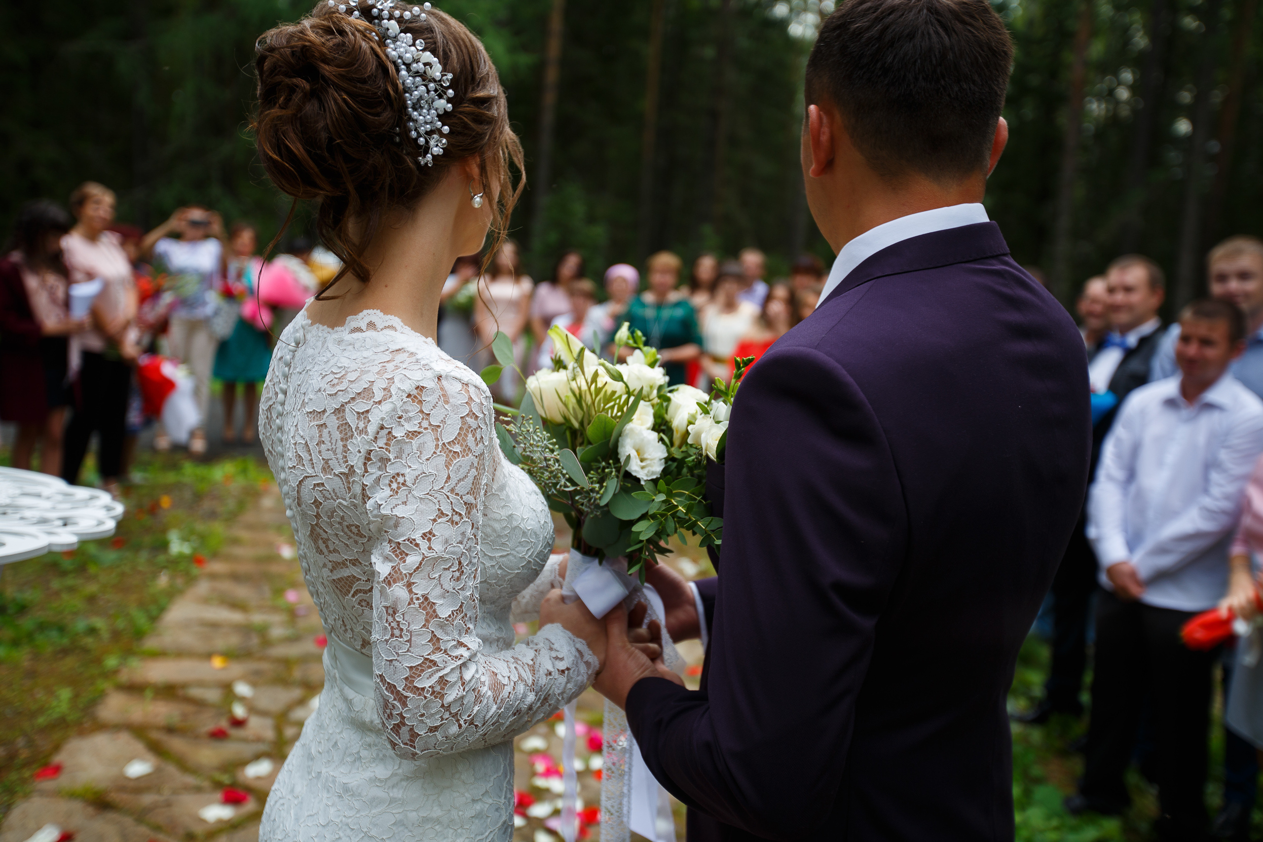 Невеста, жених, свадбеное платье. Фотограф Айрат Шакиров
