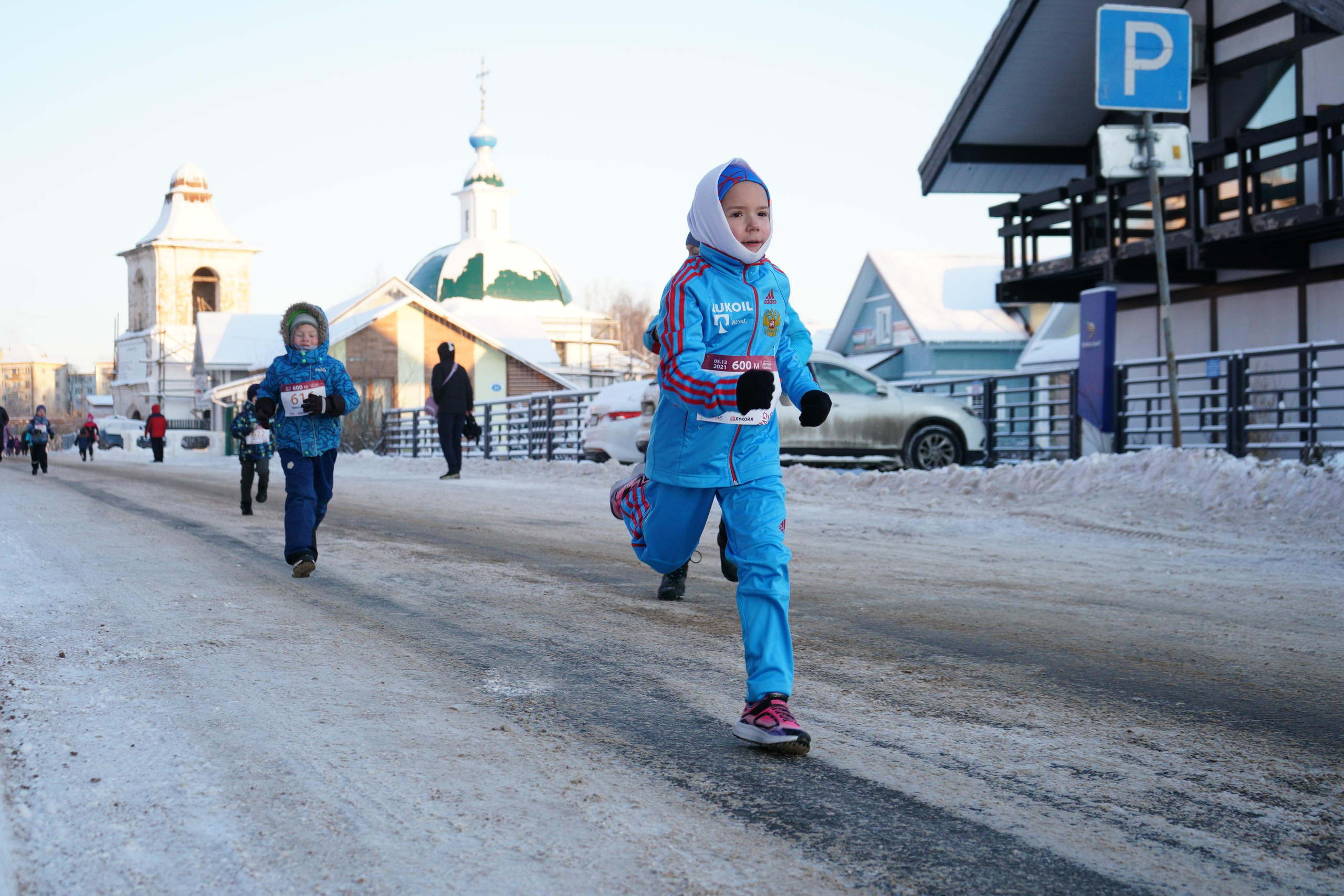 Вологодский зимний полумарафон. Репортажный фотограф Сергей Сажин г. Ярославль