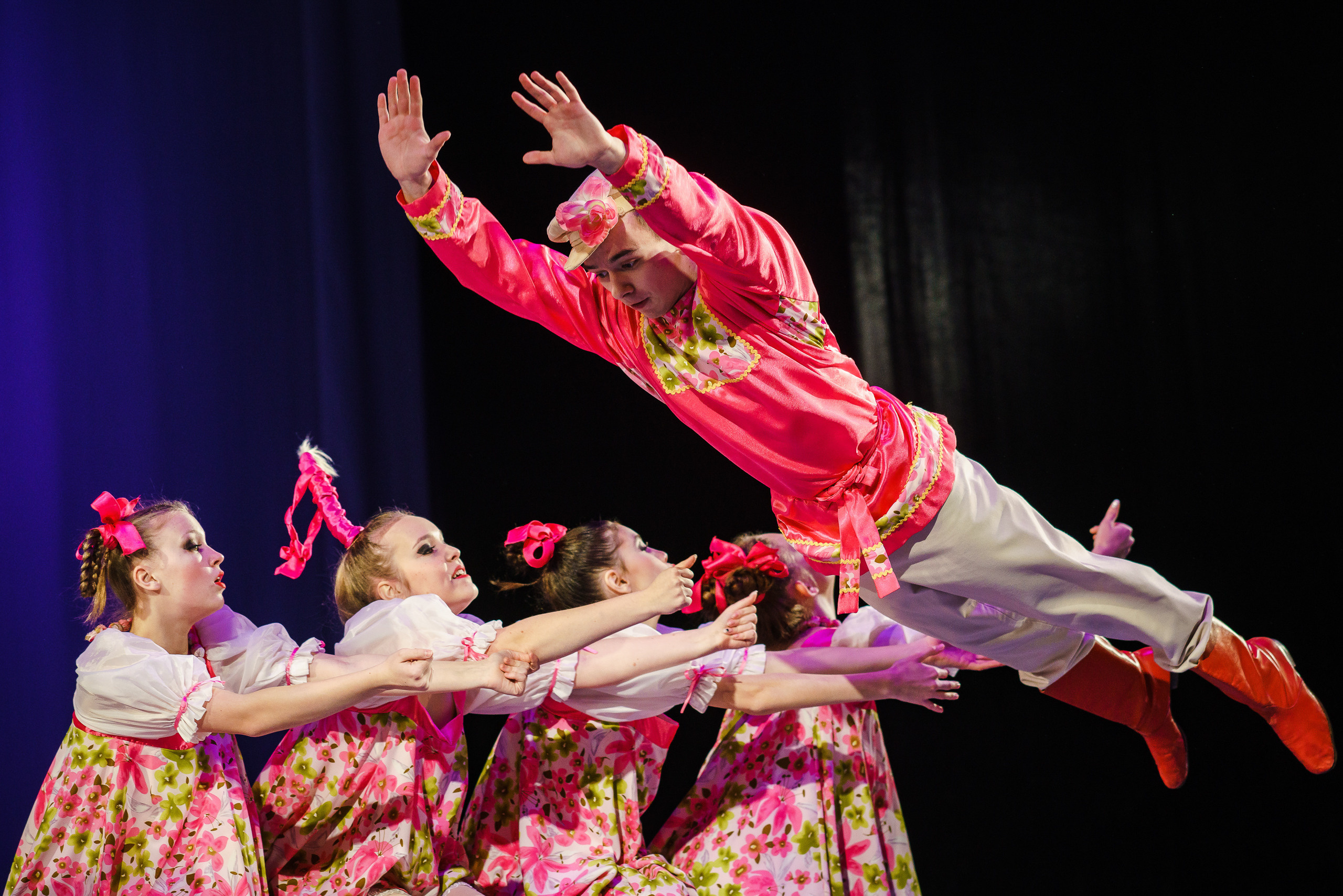 Концерт коллективов «Улыбка» и «Счастливое детство». Репортажный фотограф Сергей Сажин г. Ярославль