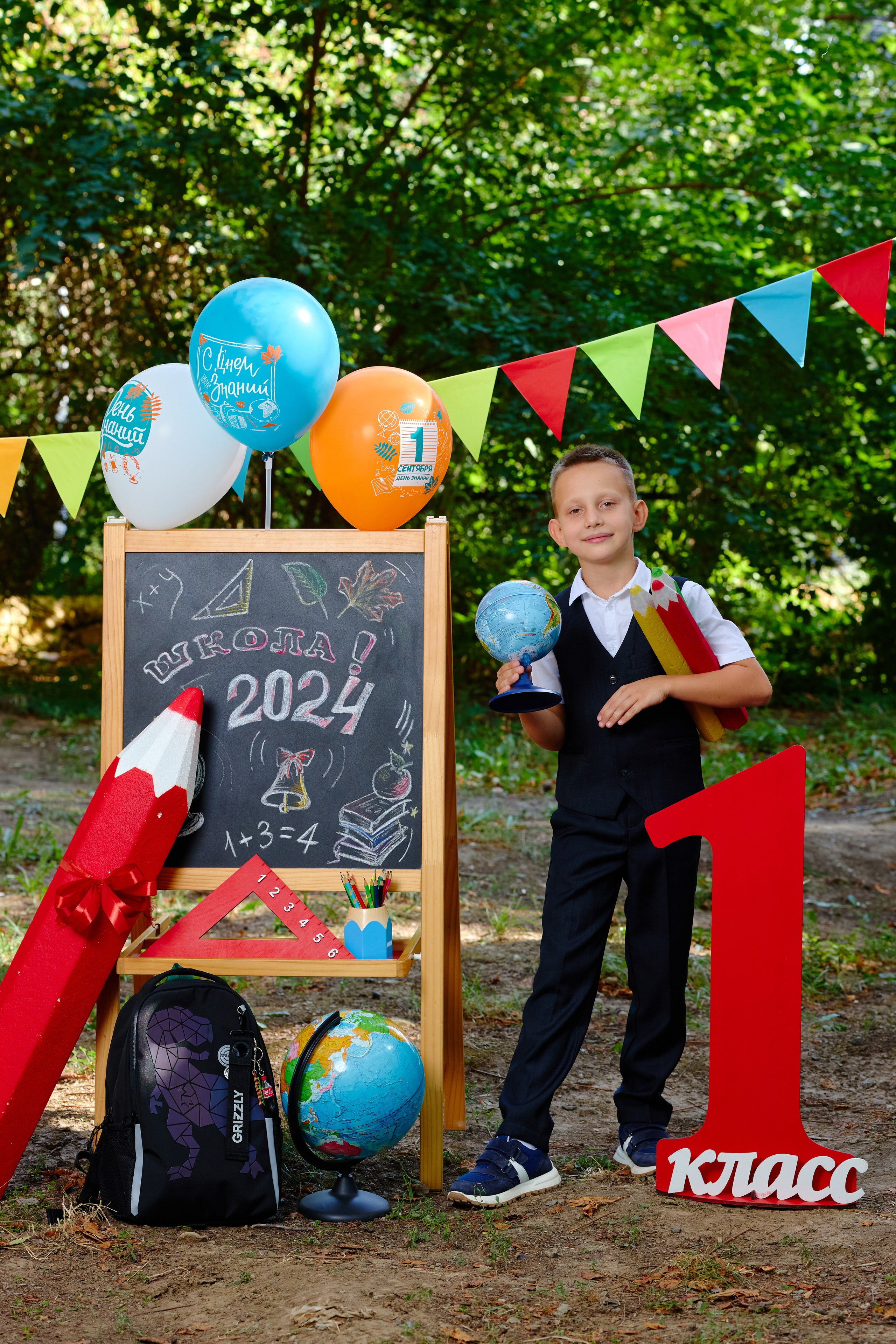 Альбом для 1 класса (персональный). Фотограф Выпускные альбомы Таганрог Сергей Коробченко