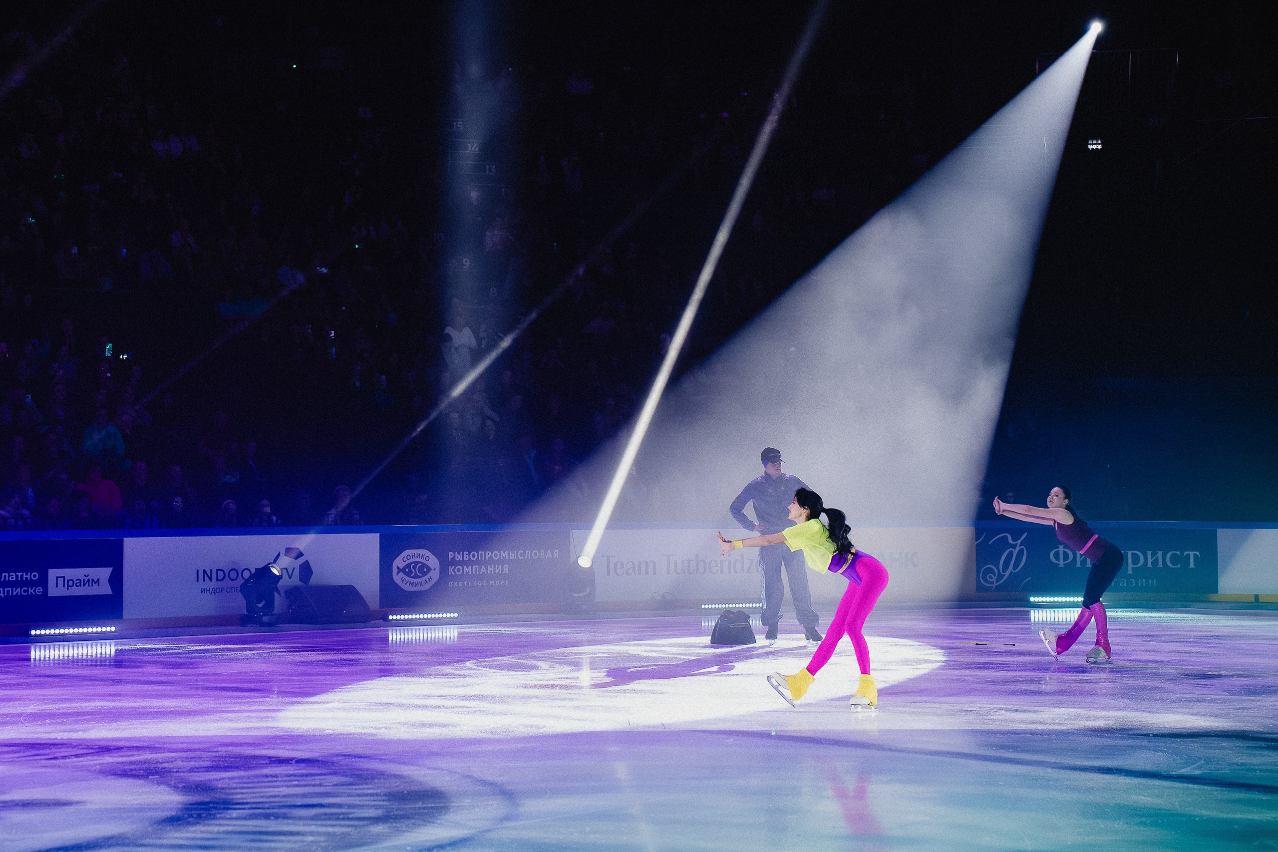 Шоу Этери Тутберидзе в Новосибирске. Воробьева Ксения — Спортивный и танцевальный фотограф Новосибирск