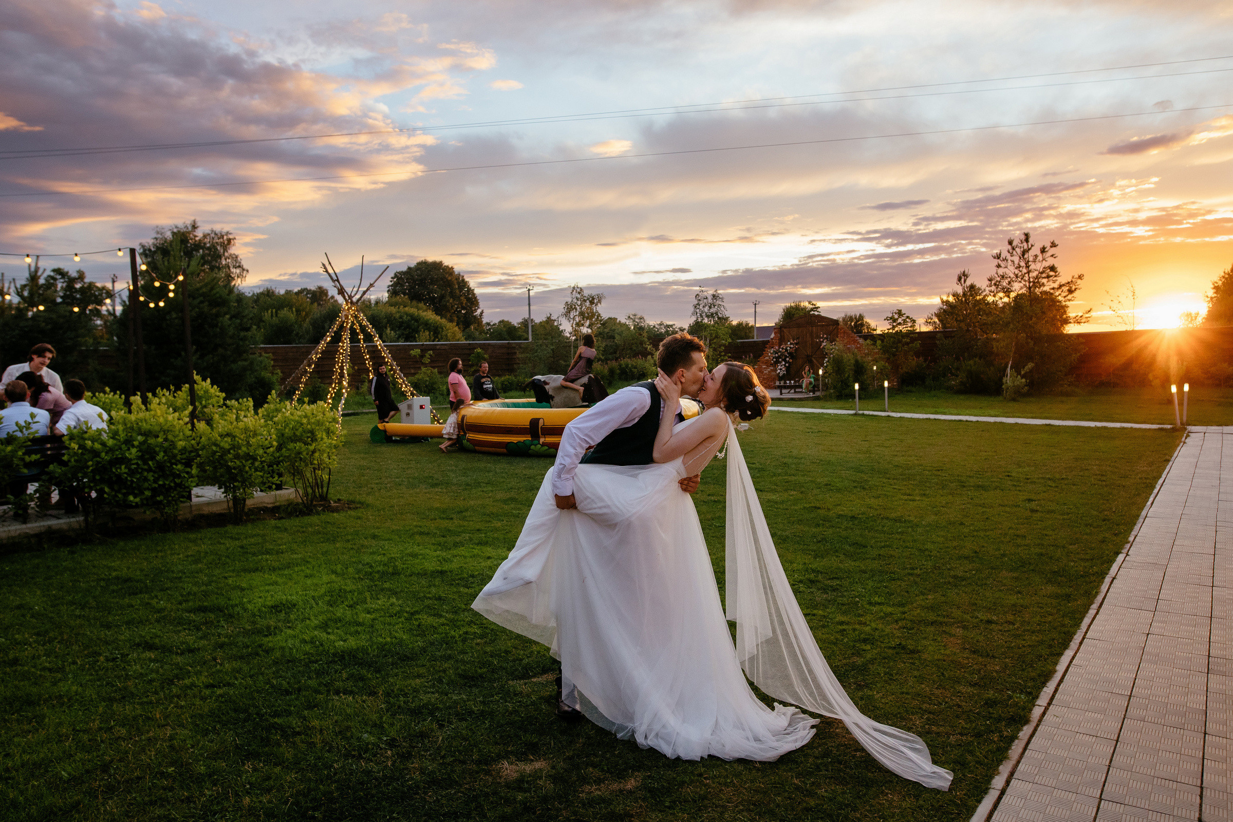 Свадьба на природе на Ранчо RanchoWed. Свадебный и семейный фотограф Екатерина Иванова