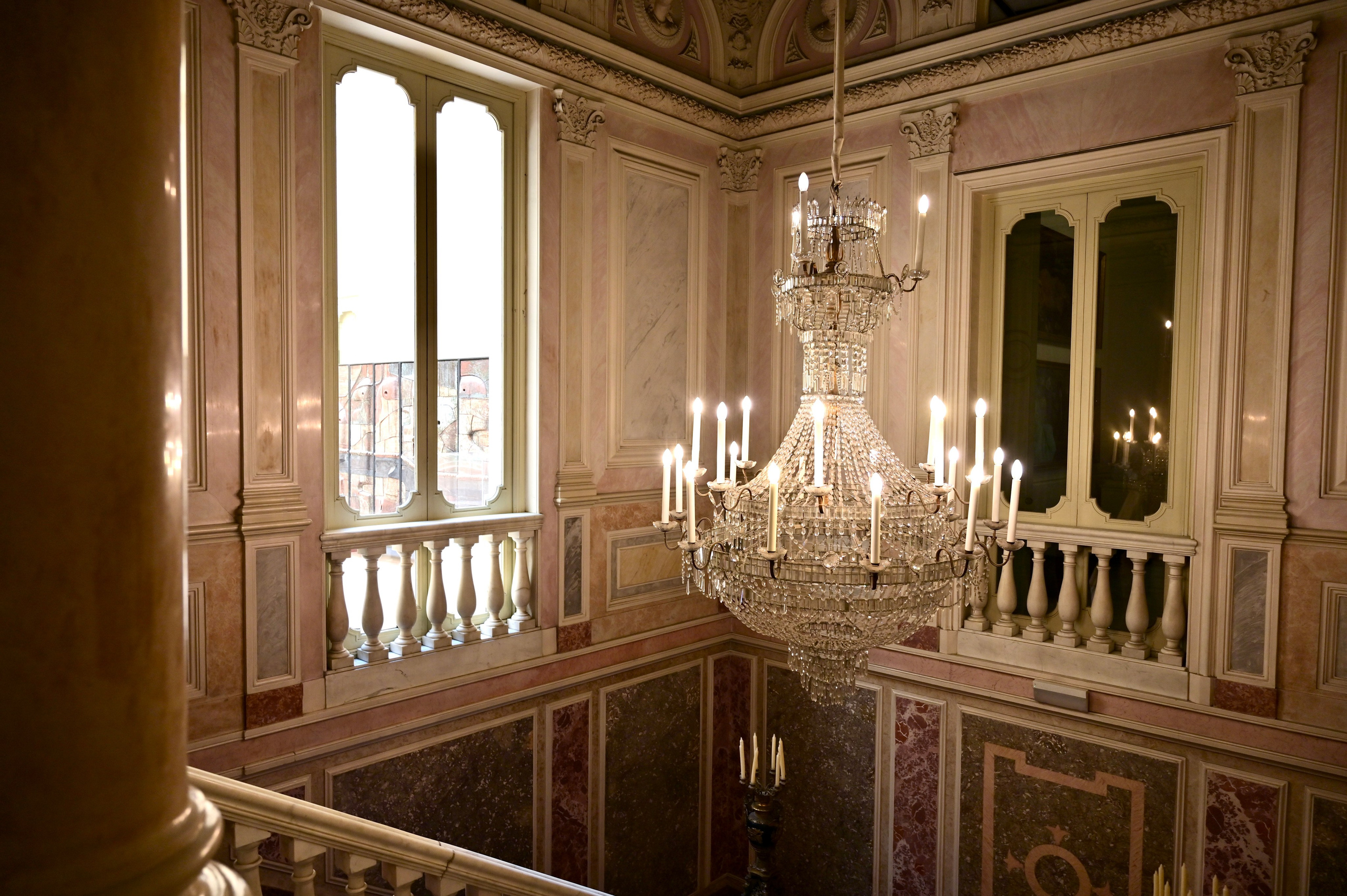 Музей фарфора/Дворец маркиза Дос Агуас (с патио и парадными залами). Гид и фотограф в Валенсии Новиков Михаил