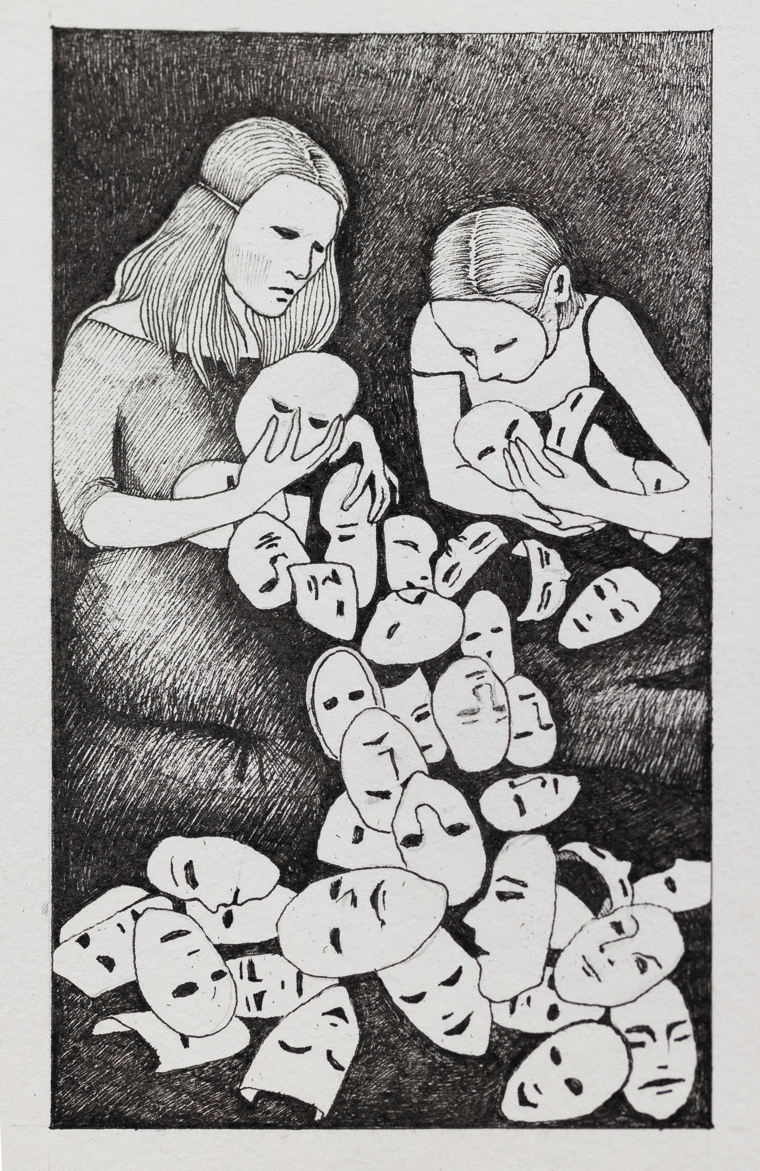 Лица, которые не родились На изображении — две женщины, склонившиеся над множеством лиц. Они держат в руках головы, похожие на младенцев и маски одновременно. Лица без тел. Одни — спокойные, другие — искажённые, спящие, незавершённые. Пространство тёмное, почти утробное.🖤 Тень: Эта карта говорит о нерождённых версиях себя. Это те выборы, которые не были сделаны. Те жизни, которые не прожиты. Те чувства, которые были подавлены до того, как обрели форму. Лица — это маски возможностей:— кем я могла стать— кем мне не позволили быть— кем я не осмелилась стать Тень здесь — сожаление, вина за несбывшееся, бессознательная печаль о потерянных путях. Иногда человек несёт это как тяжёлый фон: «моя жизнь могла быть другой». Также это может быть родовая тема — нереализованные судьбы предков, ожидания, которые не воплотились. Исцеление приходит через признание: нереализованные версии не требуют оживления — они требуют прощания. Каждое лицо — не укор, а потенциал, который стал опытом через выбор. Карта учит отпускать альтернативные реальности и возвращаться в настоящую. Принять: я выбрала этот путь. И в нём — своя полнота. Иногда зрелость — это перестать оплакивать непрожитые жизни и начать уважать проживаемую. Ключ к исцелению и практическая работа в руководстве к картам. стоимость постера 3000р.