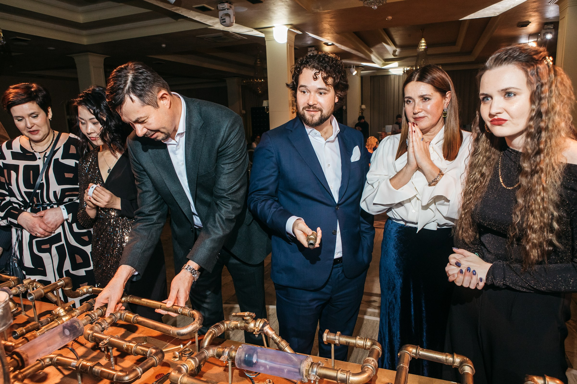 Хороший репортажный фотограф на корпоратив в Питере