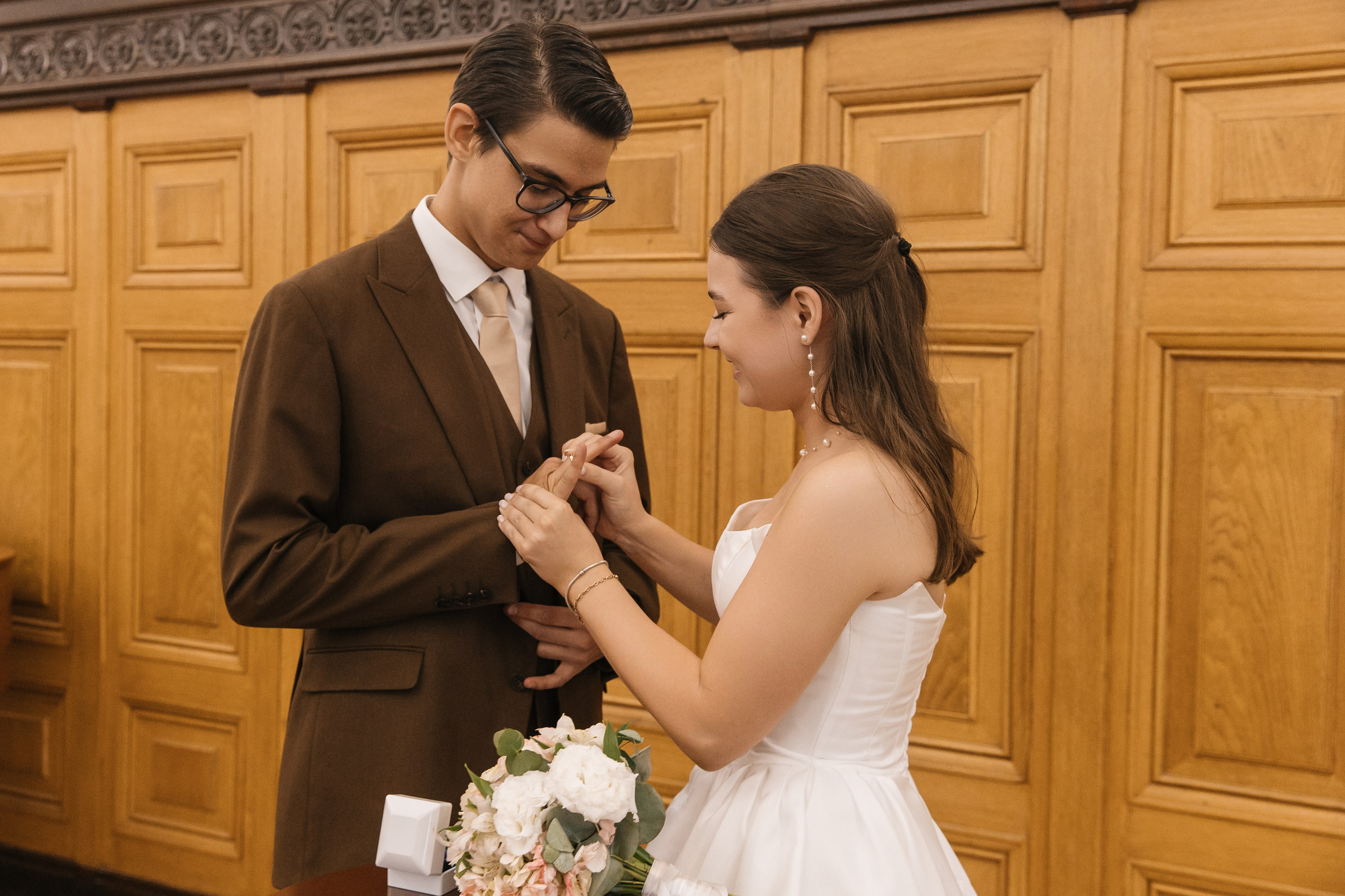 Регистрация брака в Грибоедовском ЗАГСе. Фотограф и видеограф Анна Домашенко