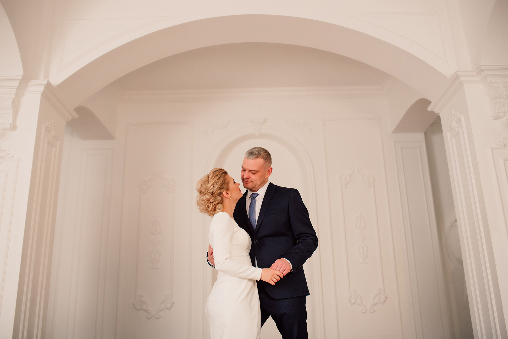 Ольга и Денис. Свадебная фотосессия в студии. Семейный и Свадебный фотограф. Санкт-Петербург. Пушкин