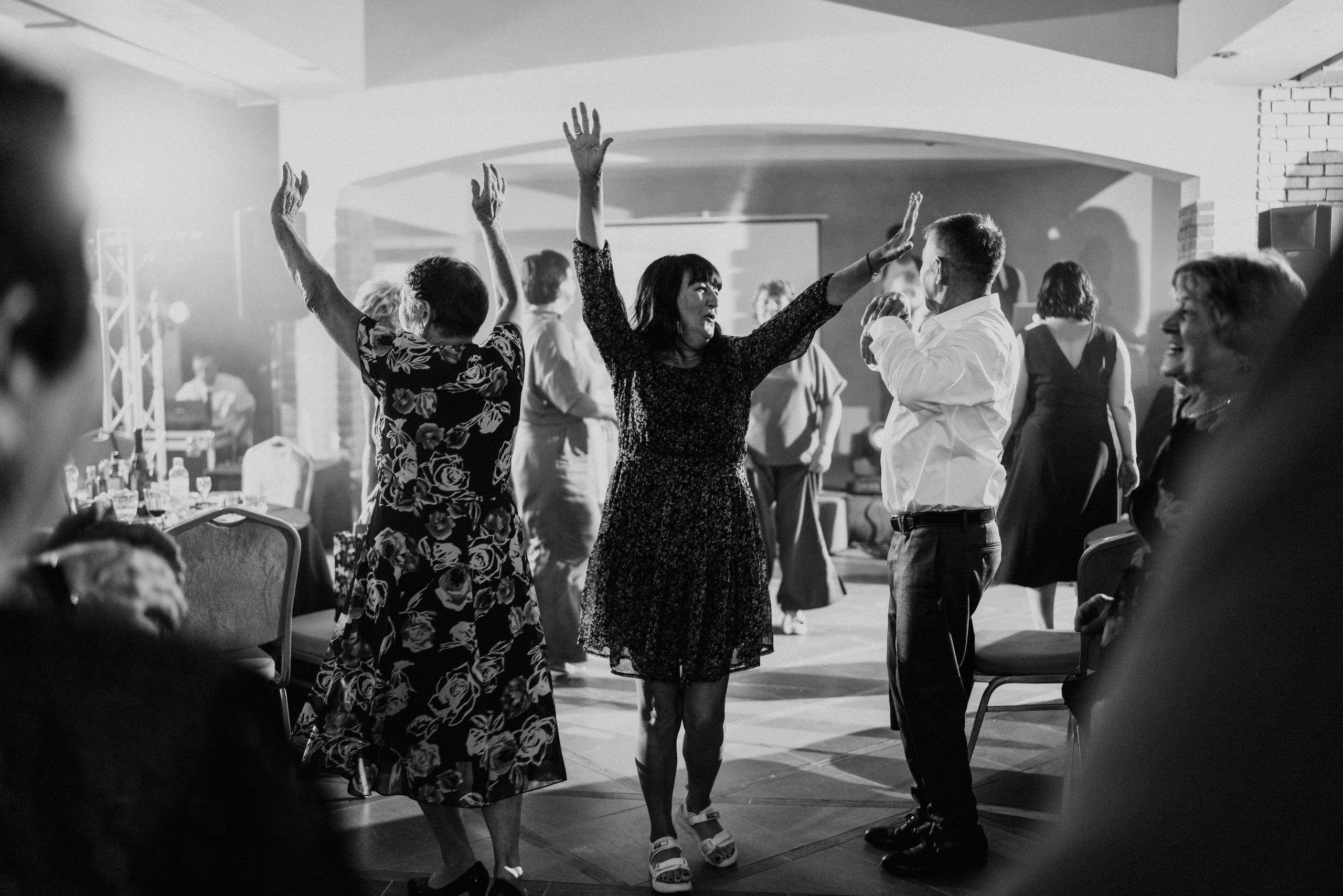 БАНКЕТНЫЙ ЗАЛ, РЕСТОРАН МАЛЕВИЧ, СВАДЕБНЫЙ ФОТОГРАФ УФА, НИКАХ