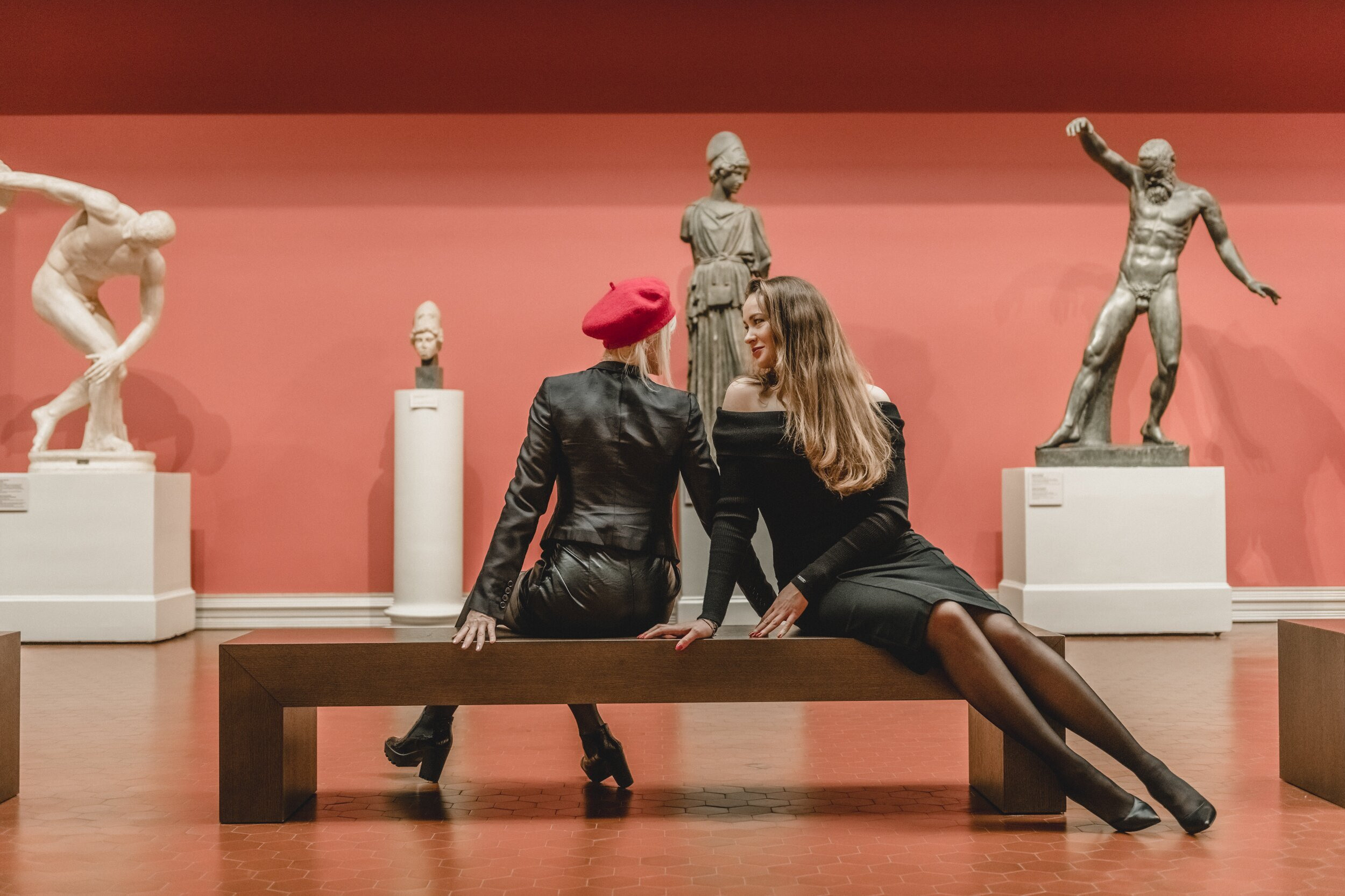 Юля и Оля, серия «Inside art». Коваленко Светлана, фотограф в Москве. Концерты, события и люди