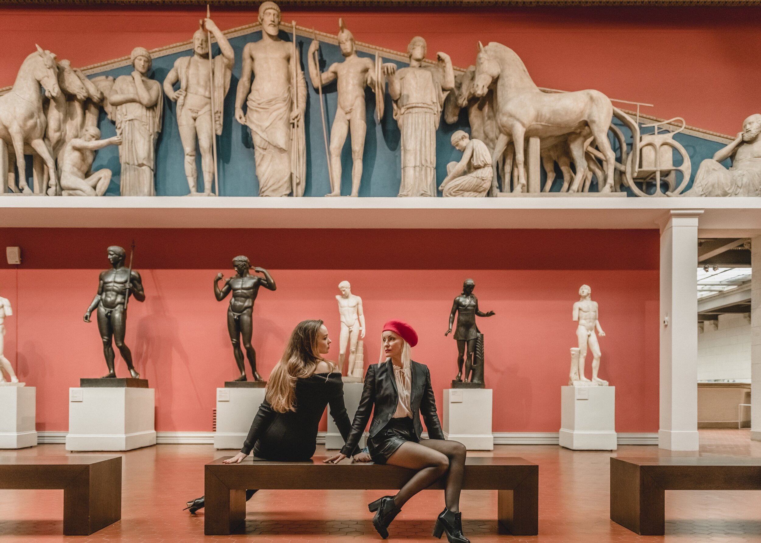 Юля и Оля, серия «Inside art». Коваленко Светлана, фотограф в Москве. Концерты, события и люди