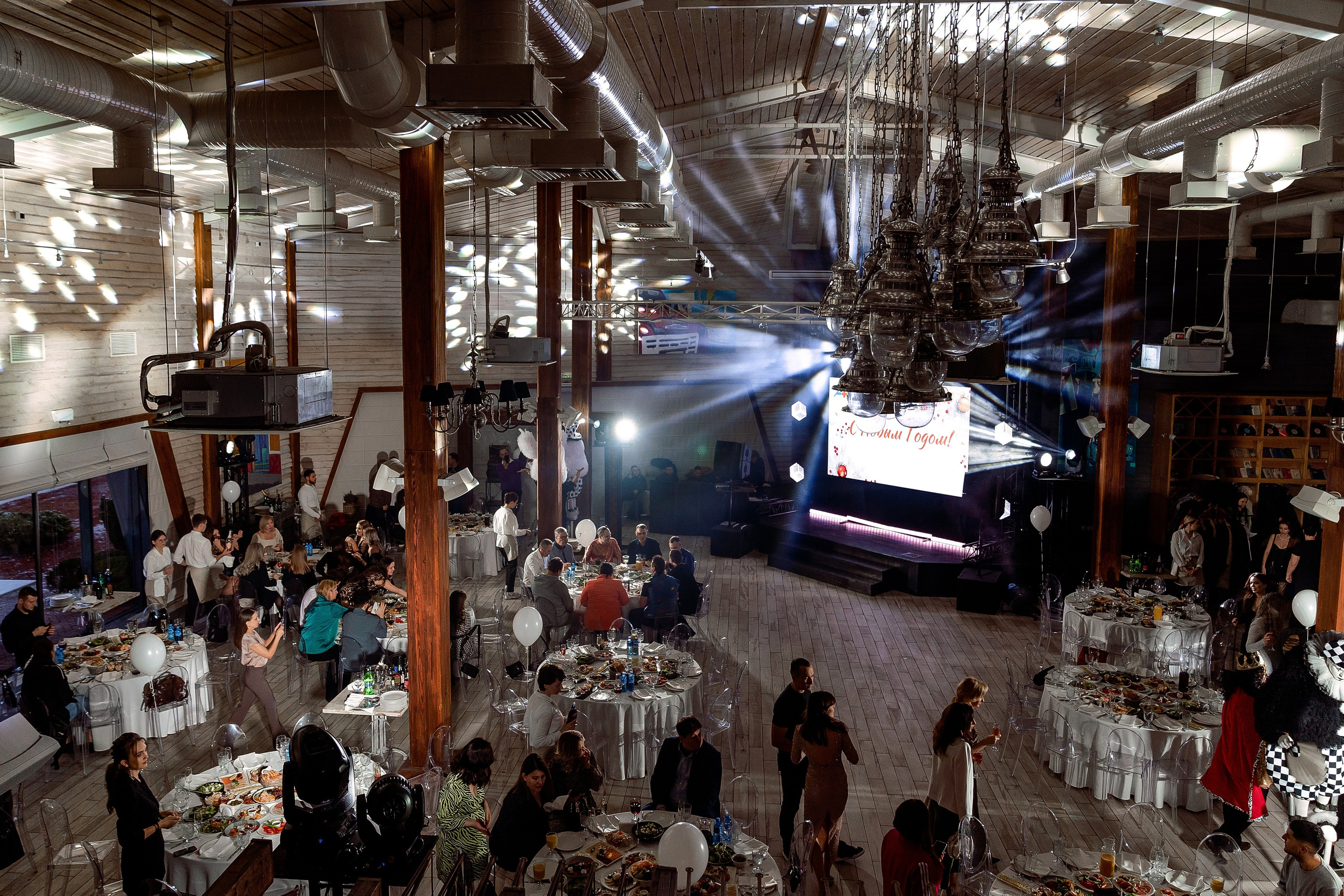 • корпоратив «АВЕНЮ». Фотограф, индивидуальные женские, мужские фотосессии в Ростове-на-Дону