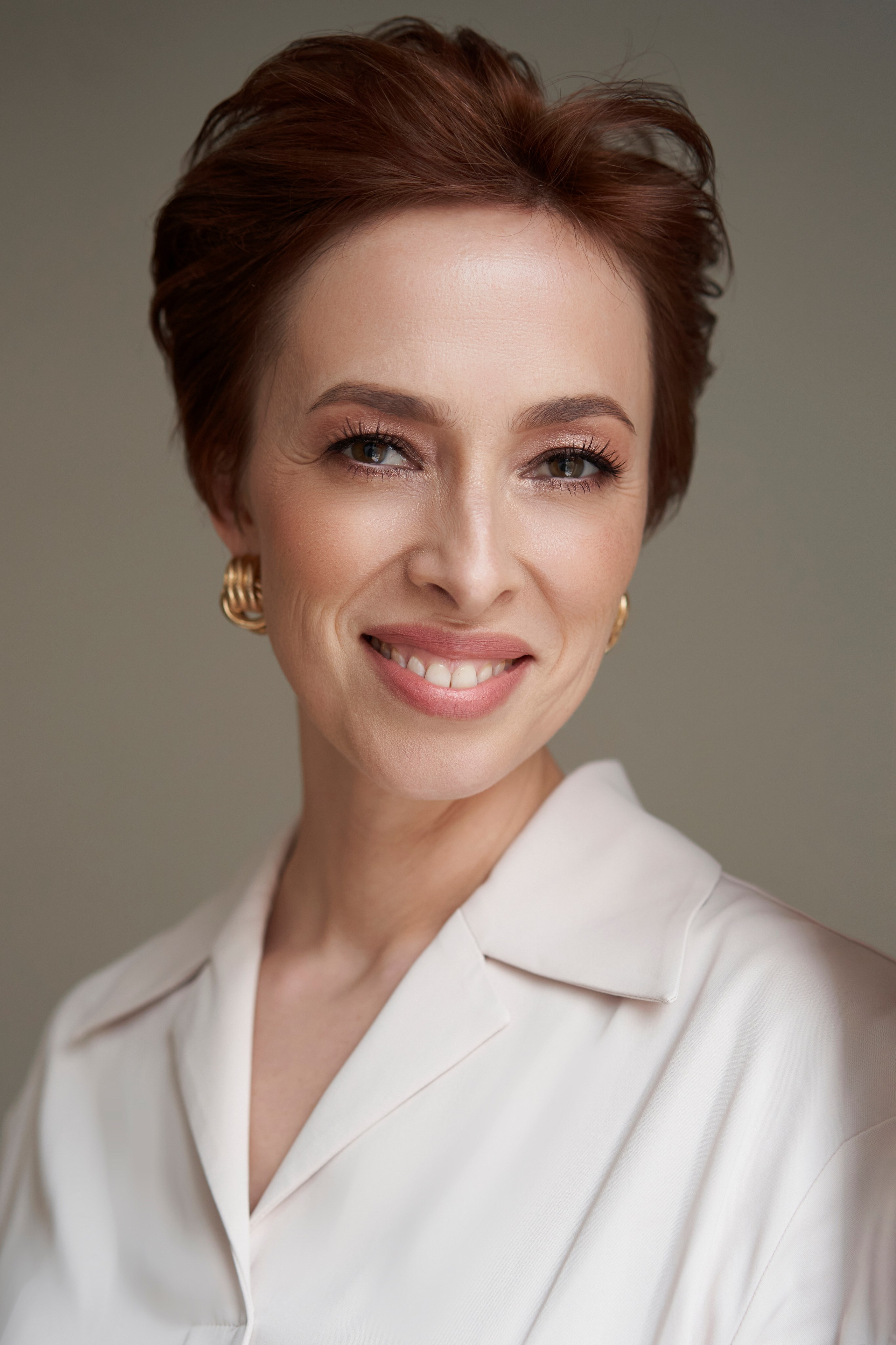 Стоимость студийной фотосессии. Бренд фотограф в Санкт-Петербурге Оля Черных