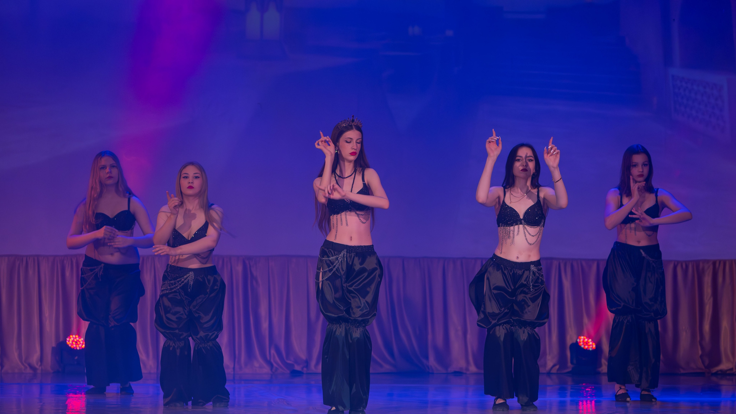 Студия «Lamis» отчетный концерт 2024. Выпускные альбомы и школьный фотограф в Подольске, Троицке, Щербинке, Москве и Московской области