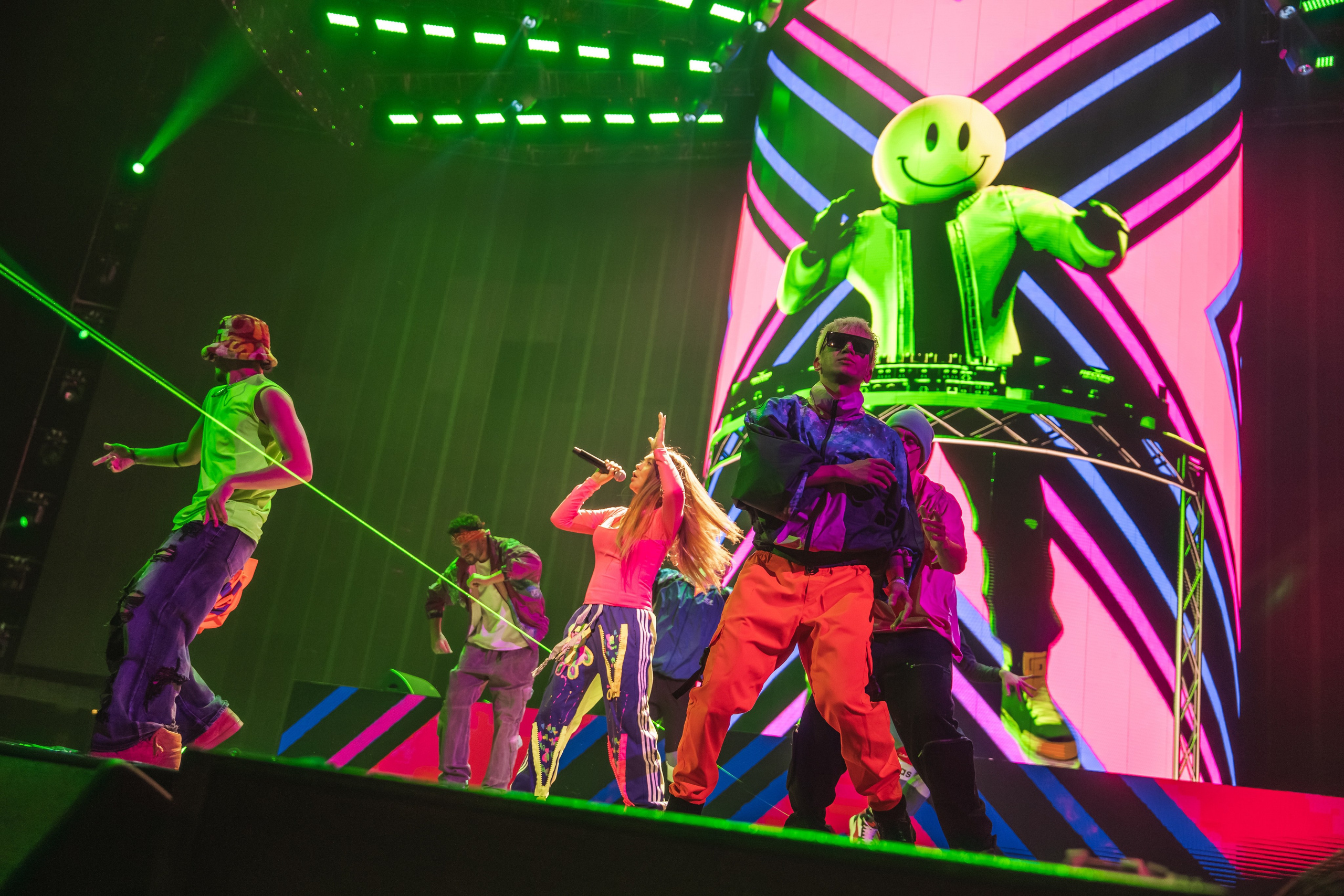 Superdiskoteka 90. Svyatoslav Bunkov | photographer