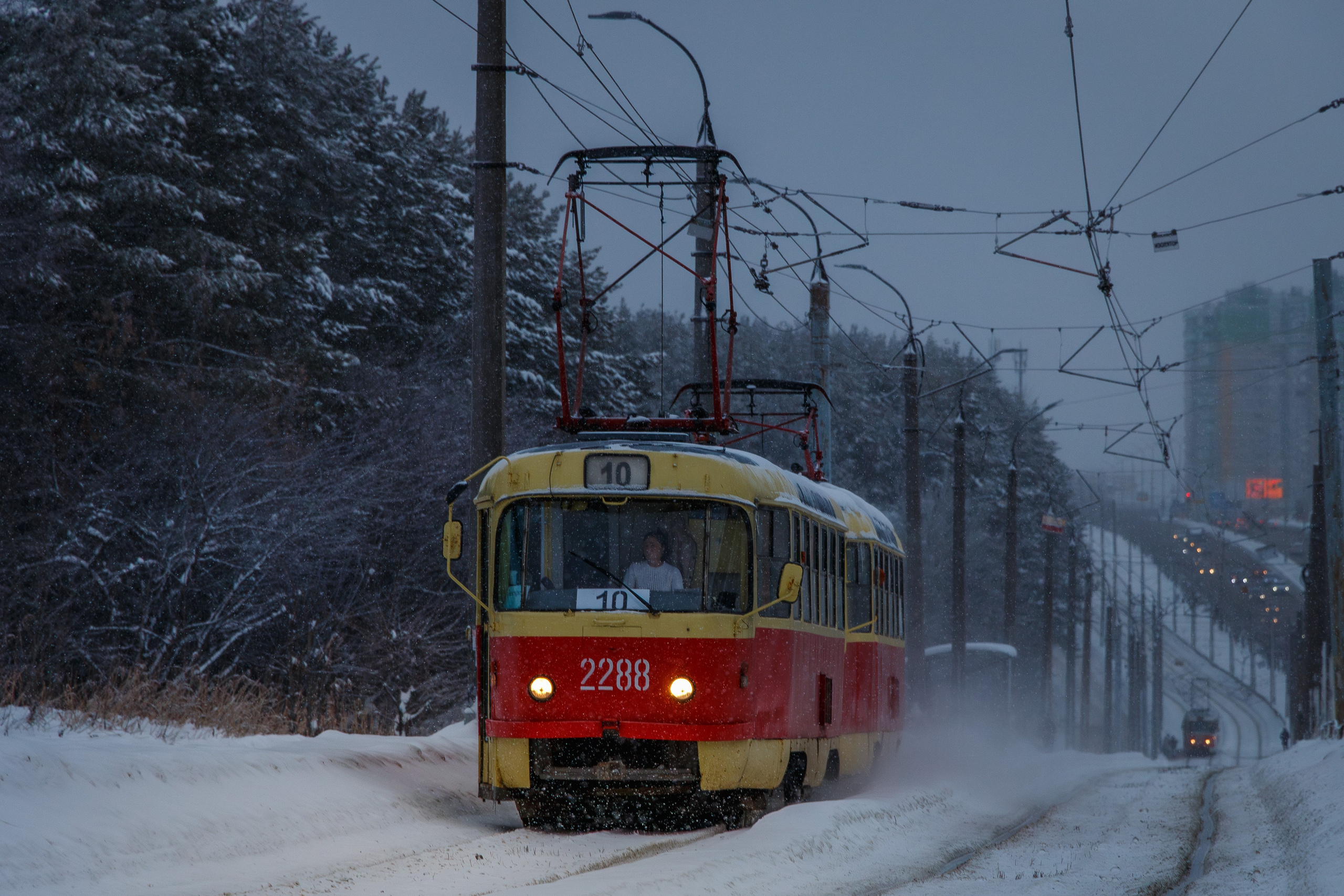Трамваи не суетятся. Олег Романов. Мастер фото по спорту