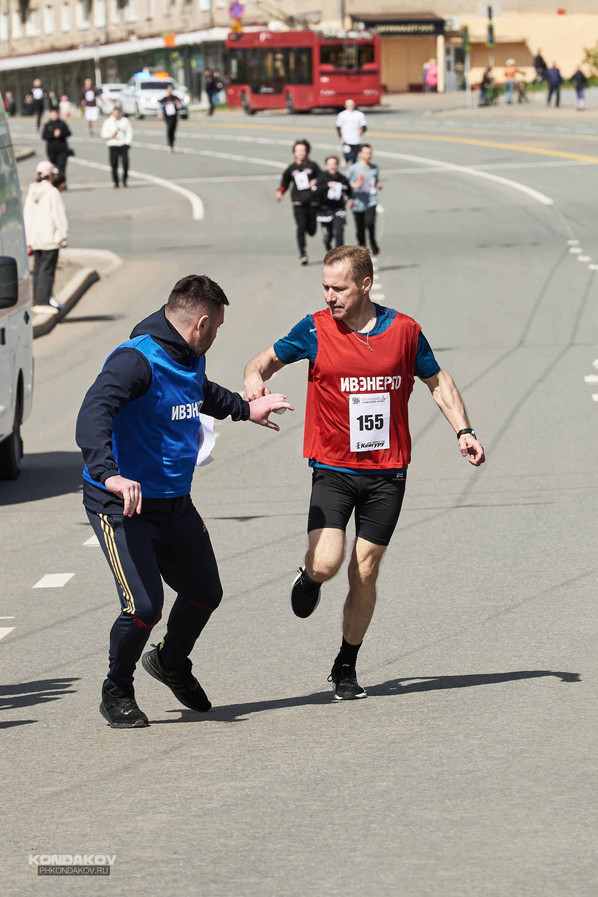 Первомайская эстафета в Иваново 2024 год. Фотограф в Иваново: Каталожная съемка одежды и постельного белья, Wildberries