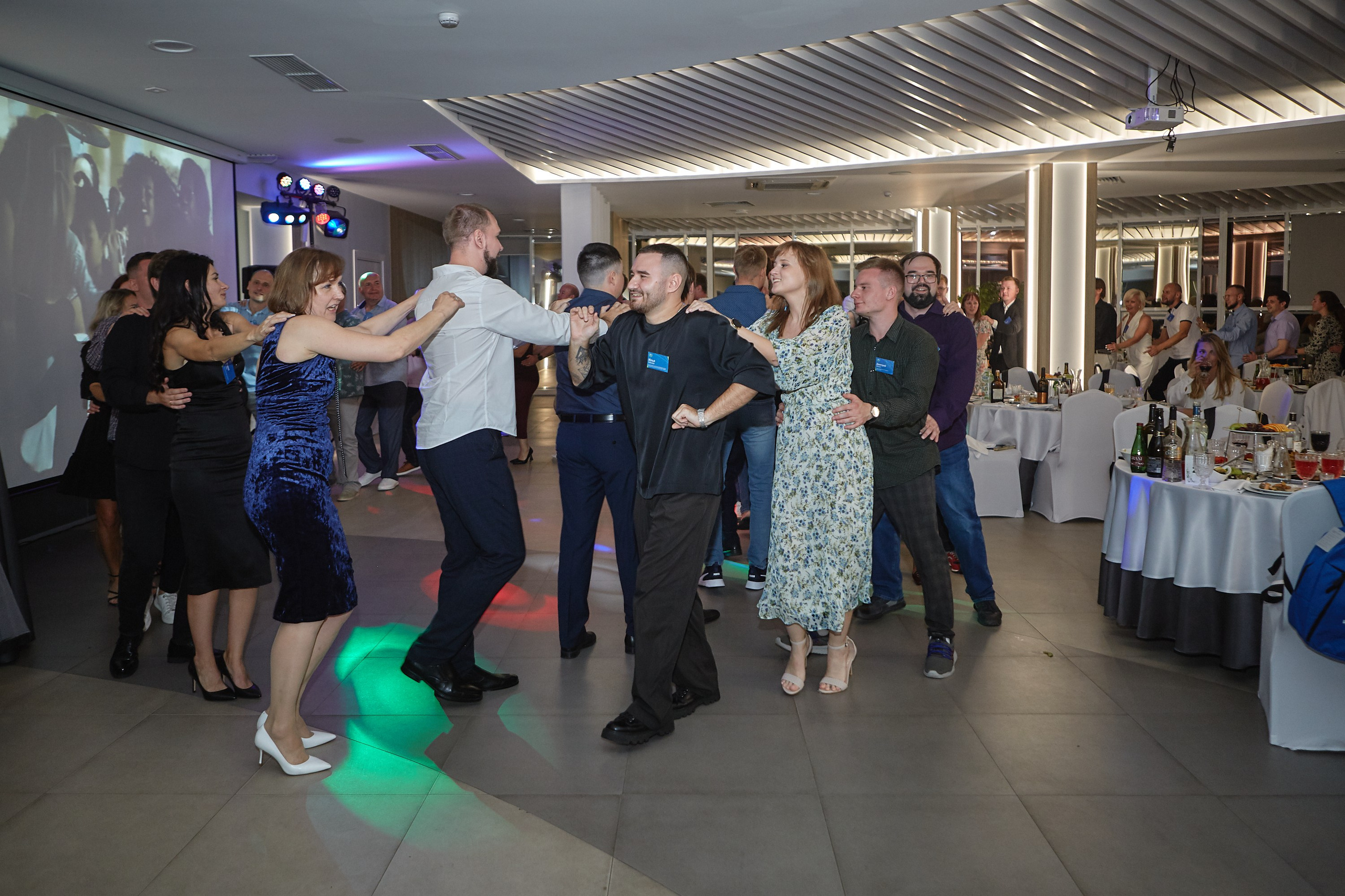 Репортажный фотограф для фотосъемки форумов конференций корпоративных мероприятий в Сочи. Фотограф Юрий Никитюк — Сочи |Адлер|Красная Поляна