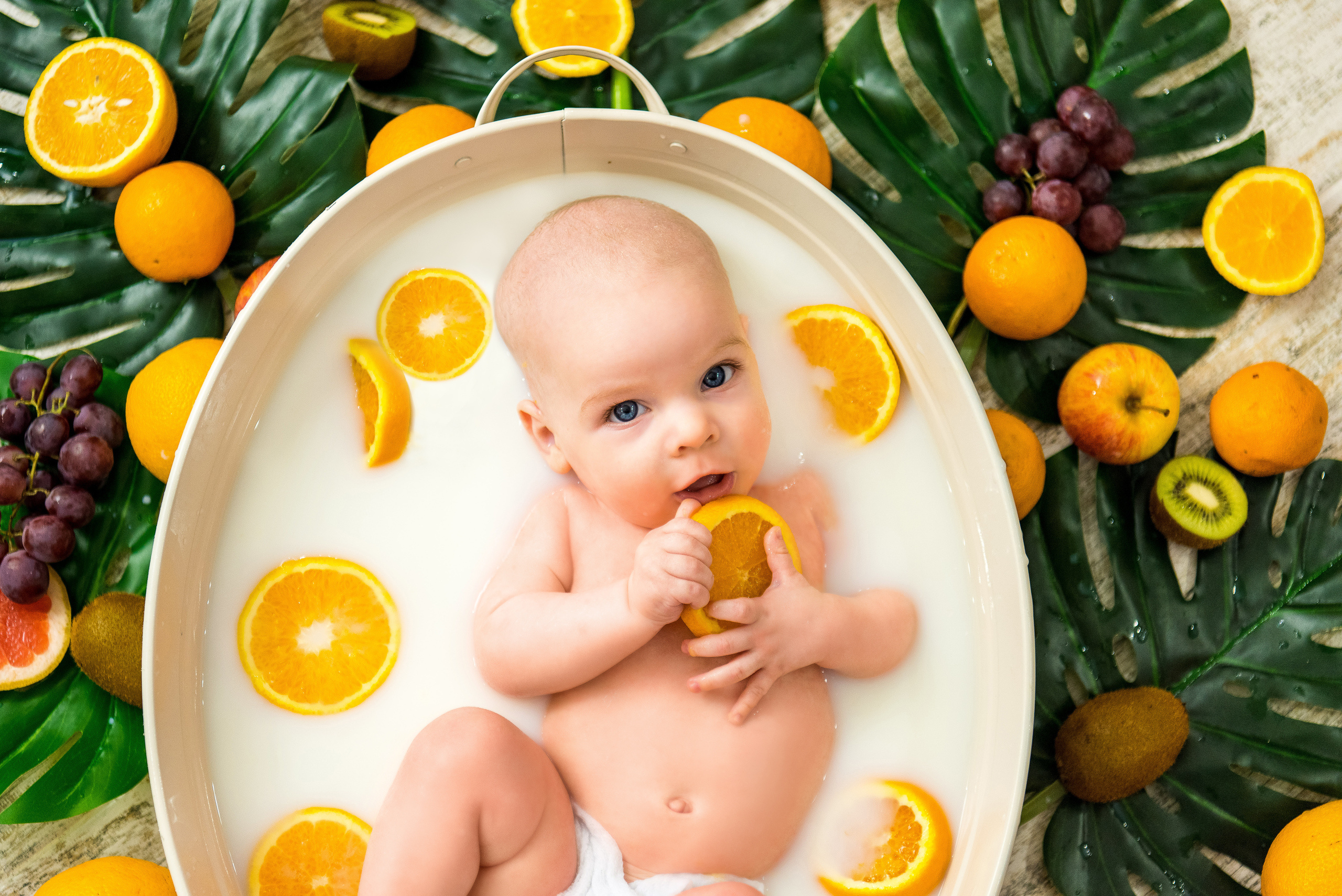 Детские ванночки. Фотограф в Нефтеюганске Мила Аксёнкина