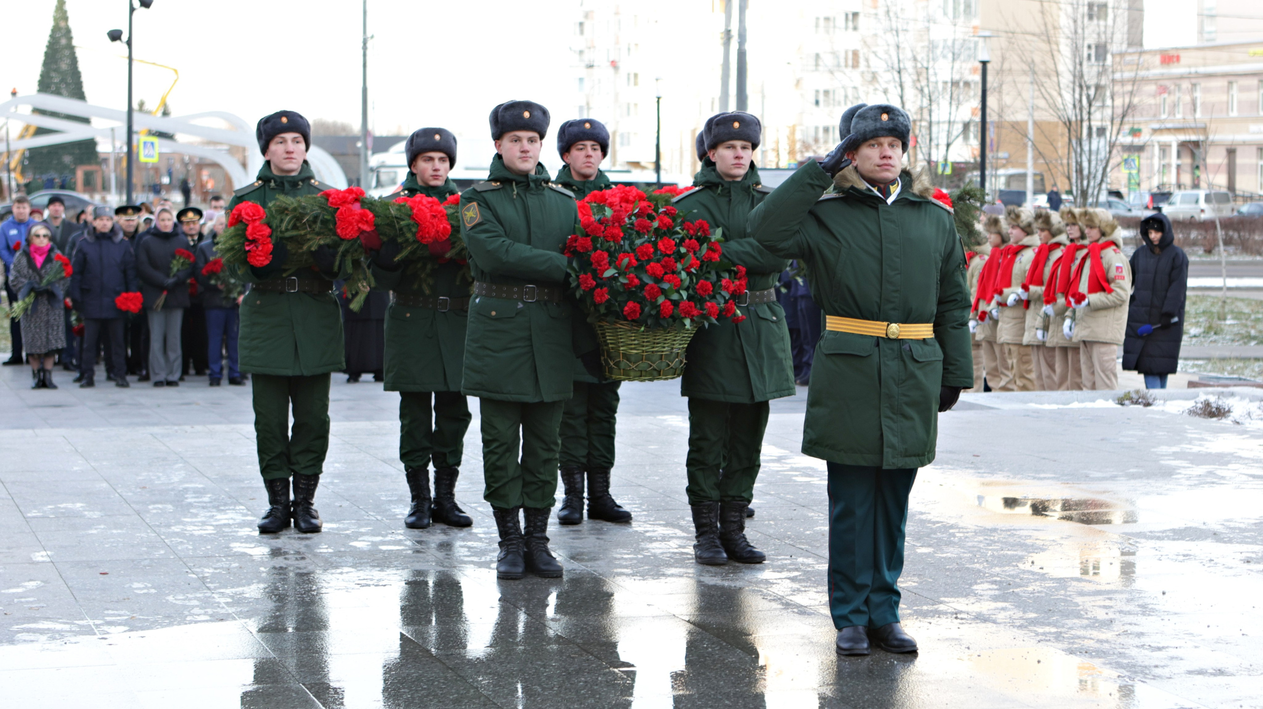 День воинской славы России в г. Подольск. Выпускные альбомы и школьный фотограф в Подольске, Троицке, Щербинке, Москве и Московской области
