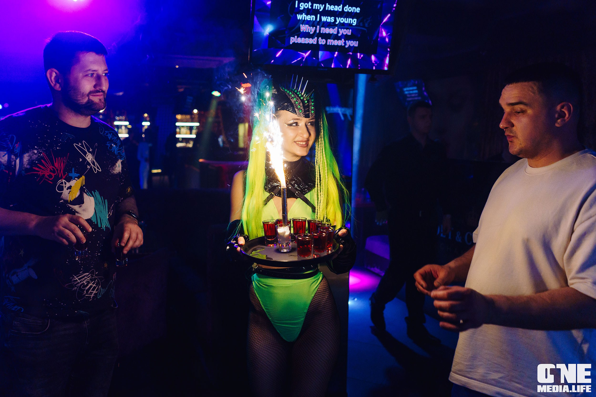 Фоторепортаж из караоке-клуба Эйфория. One Media Life: фоторепортажи, фотоотчеты с мероприятий и заведений