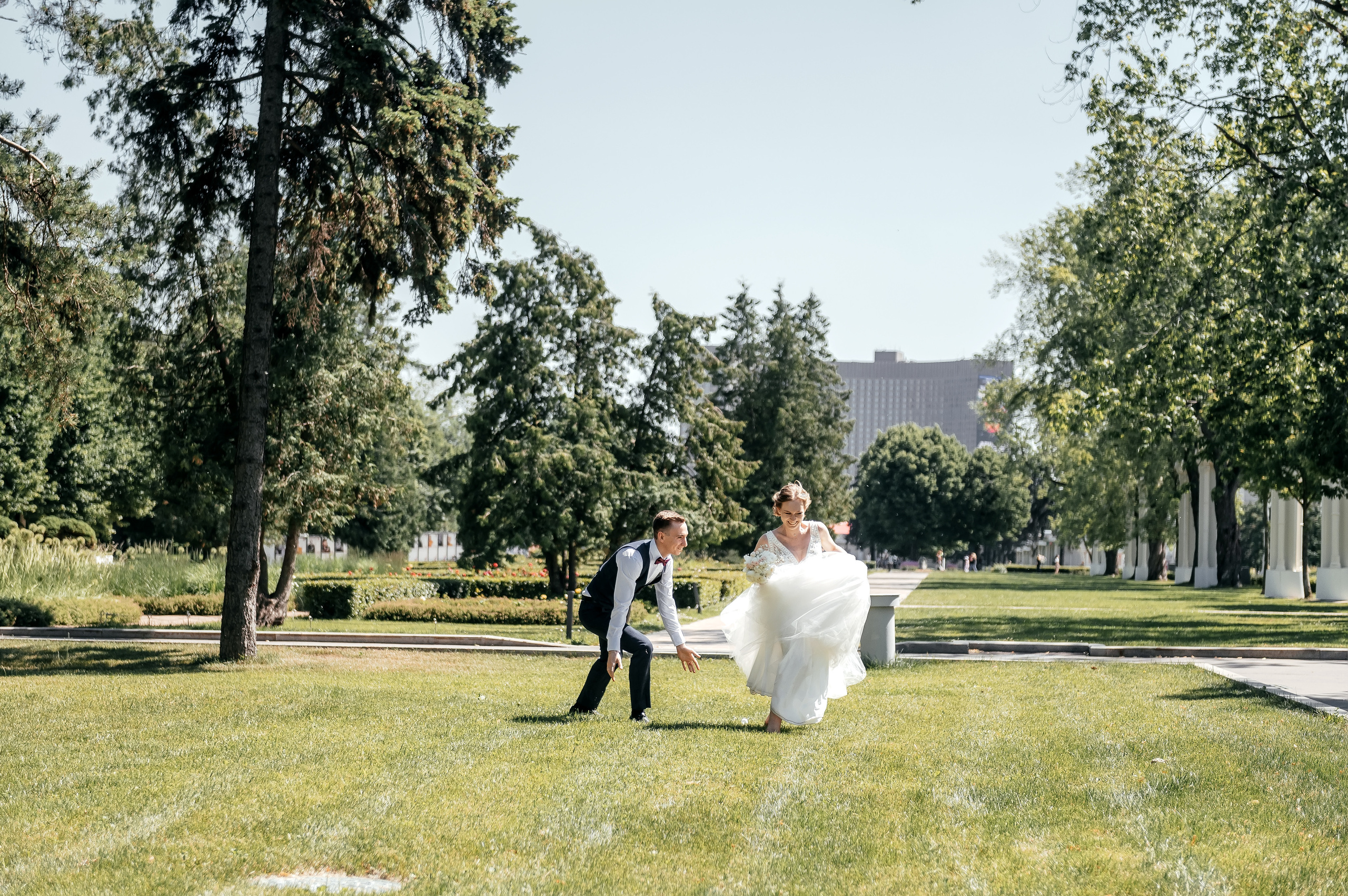Прогулка на ВДНХ и свадьба в Королёве. Свадебный и семейный фотограф Виктория Носачёва. Щелково, Москва и МО