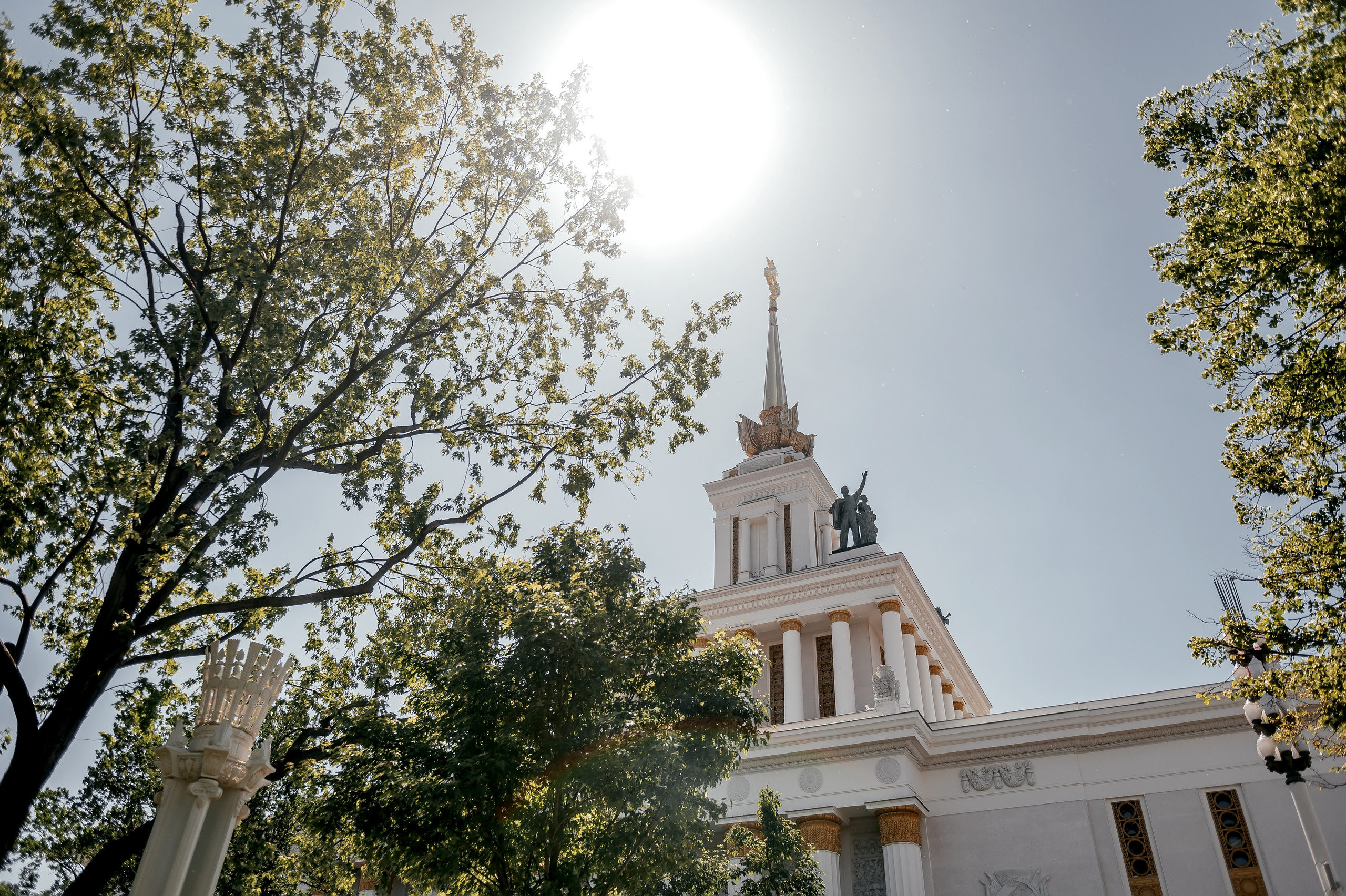 Прогулка на ВДНХ и свадьба в Королёве. Свадебный и семейный фотограф Виктория Носачёва. Щелково, Москва и МО