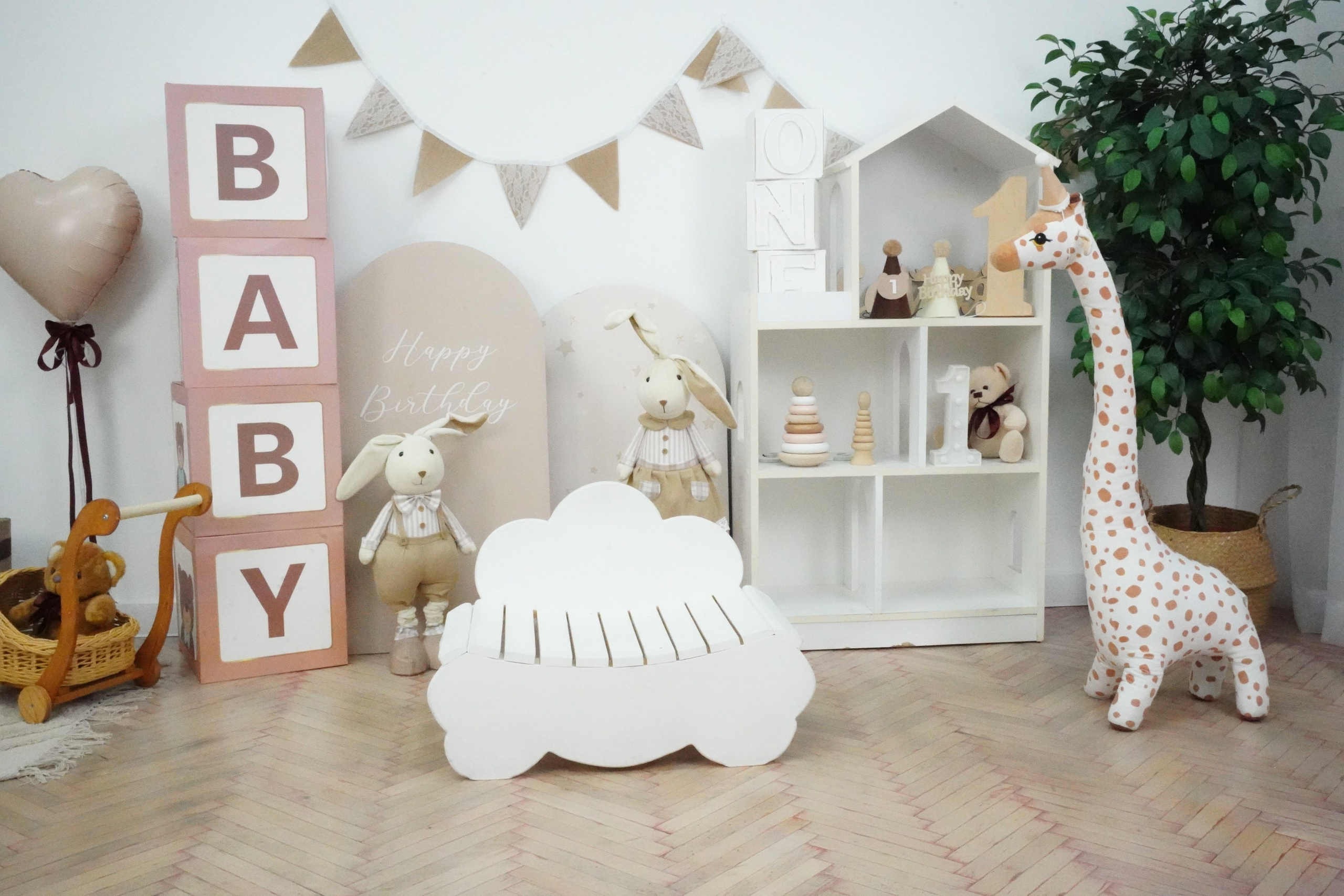 Наши Новые Фотозоны. Детская Фотостудия ГОДОВАСИКИ в Санкт-Петербурге фотосесия на годик