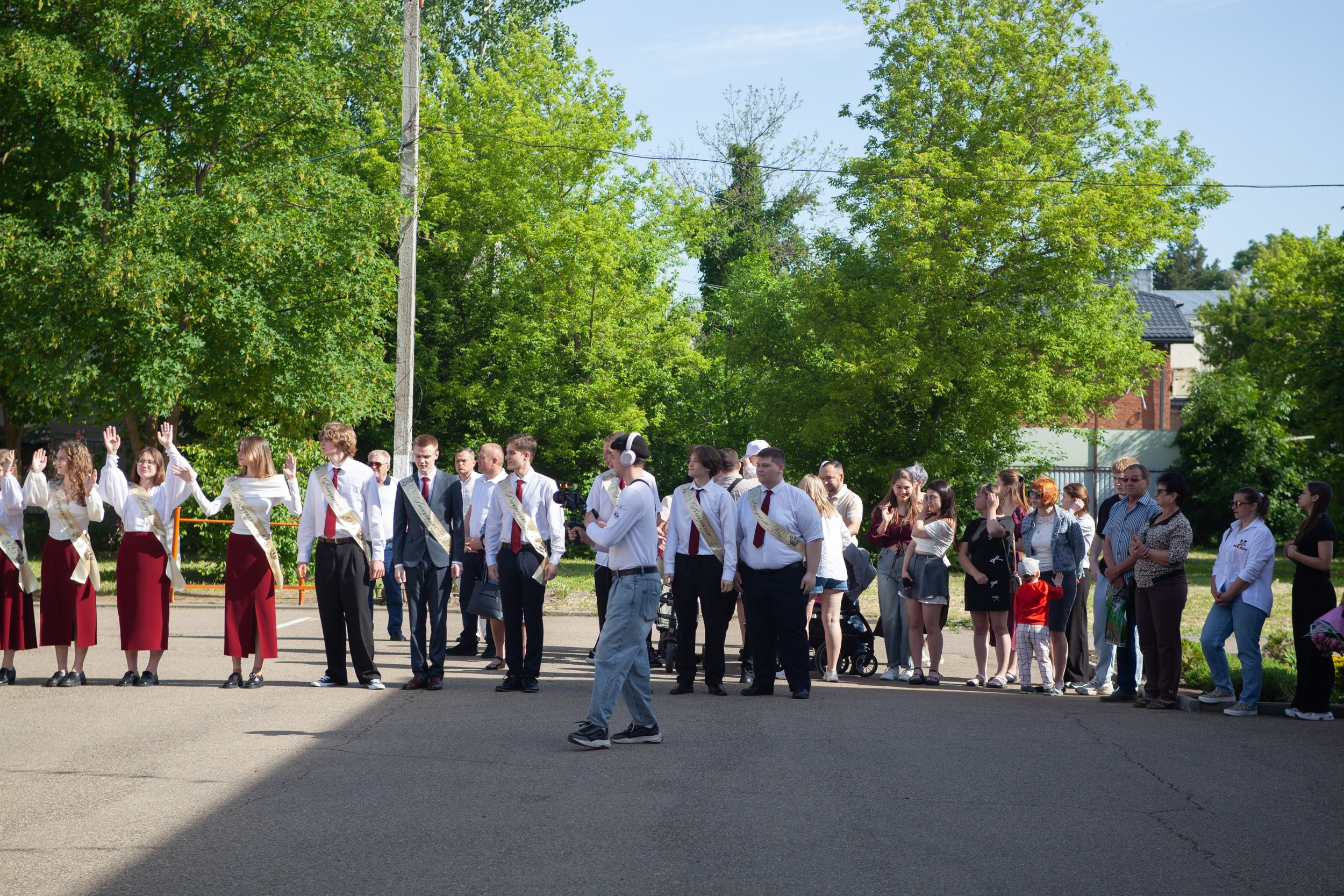 Последний звонок в Десяточке