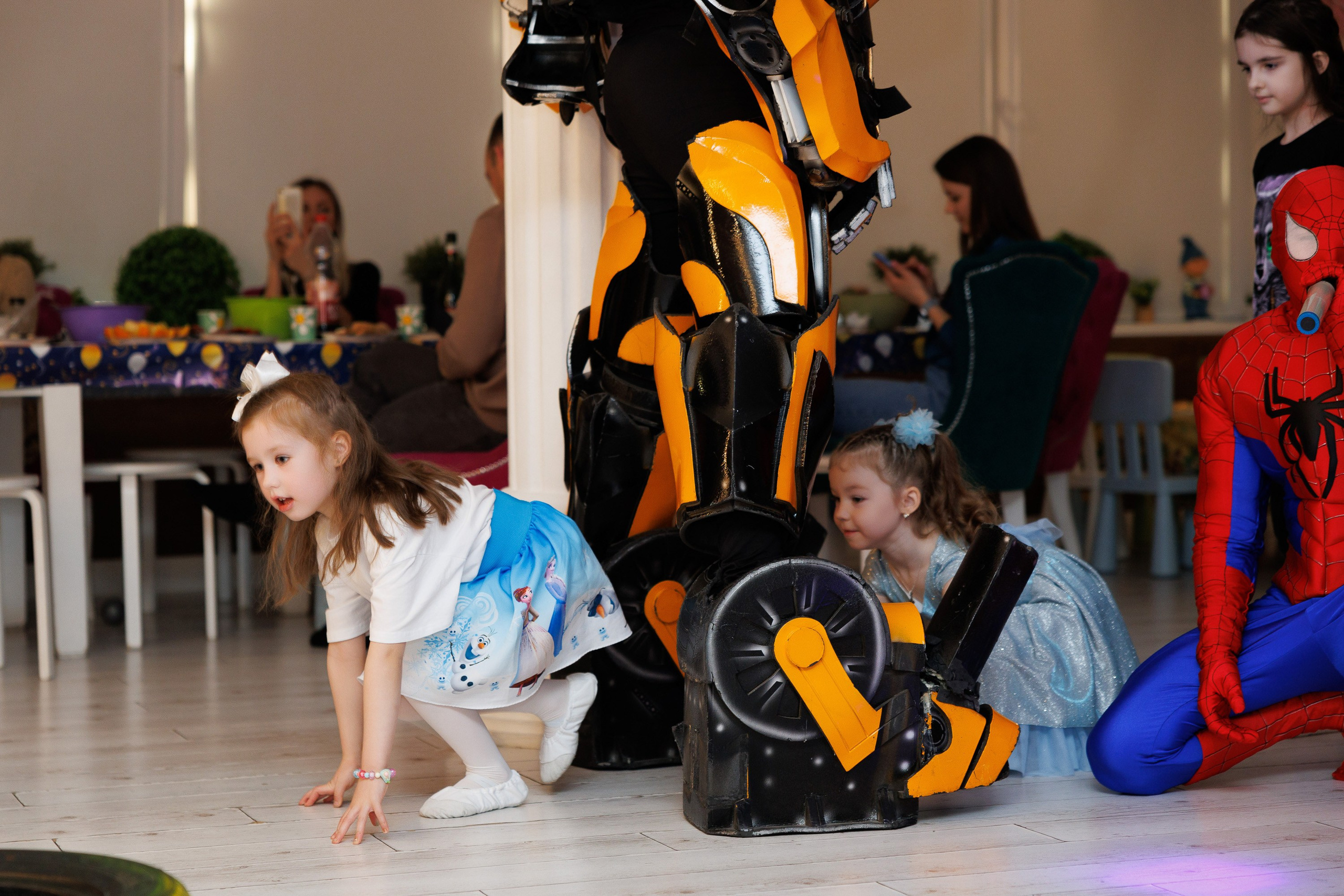 Детский день рождения в студии «Ромашка» в Оренбурге — Трансформеры