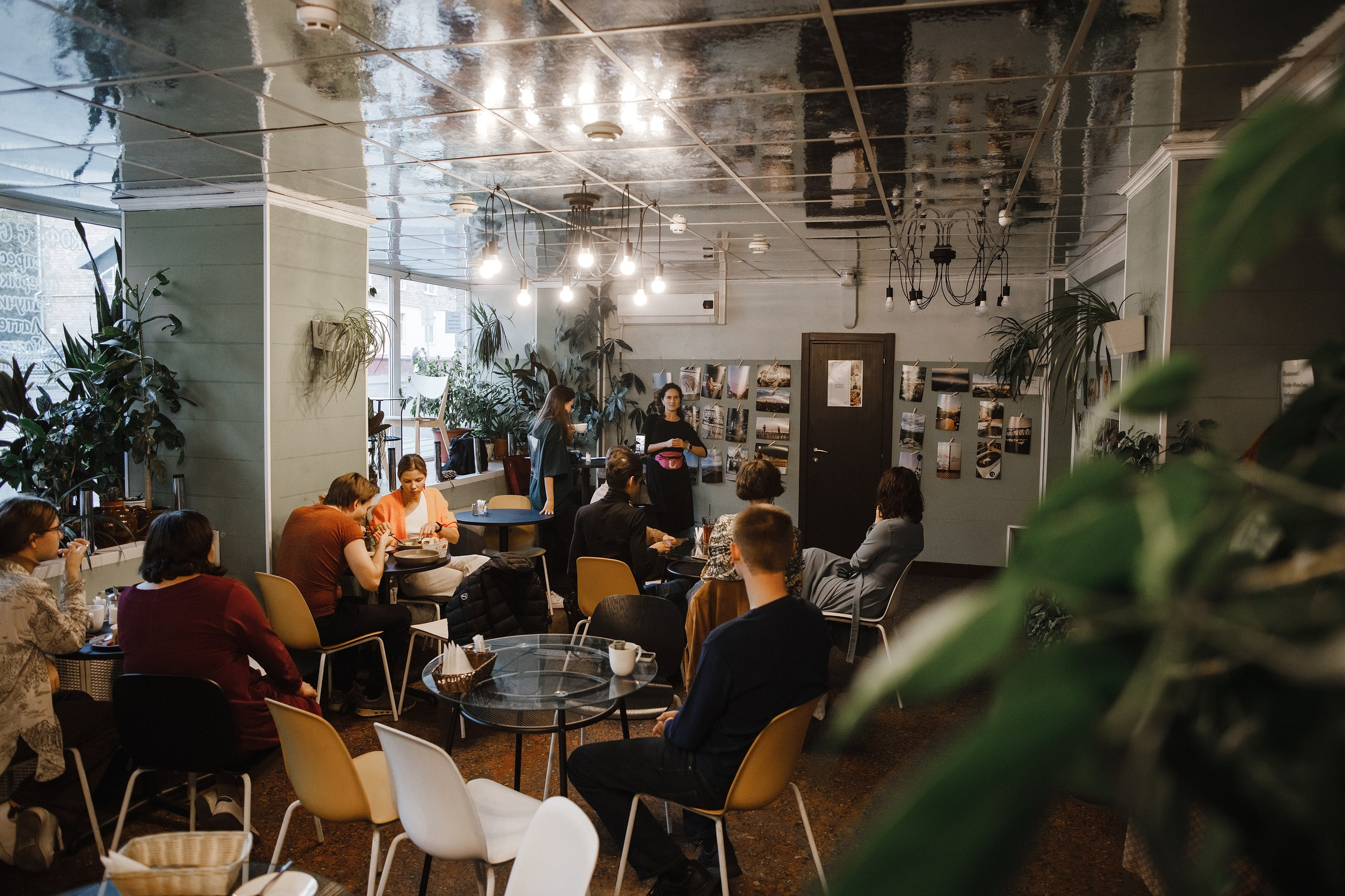 04.09.2022 // Проект «Место, в котором я живу (теперь)». Фотовыставки serebro.gallery, в которых автором можешь стать ты! | Москва