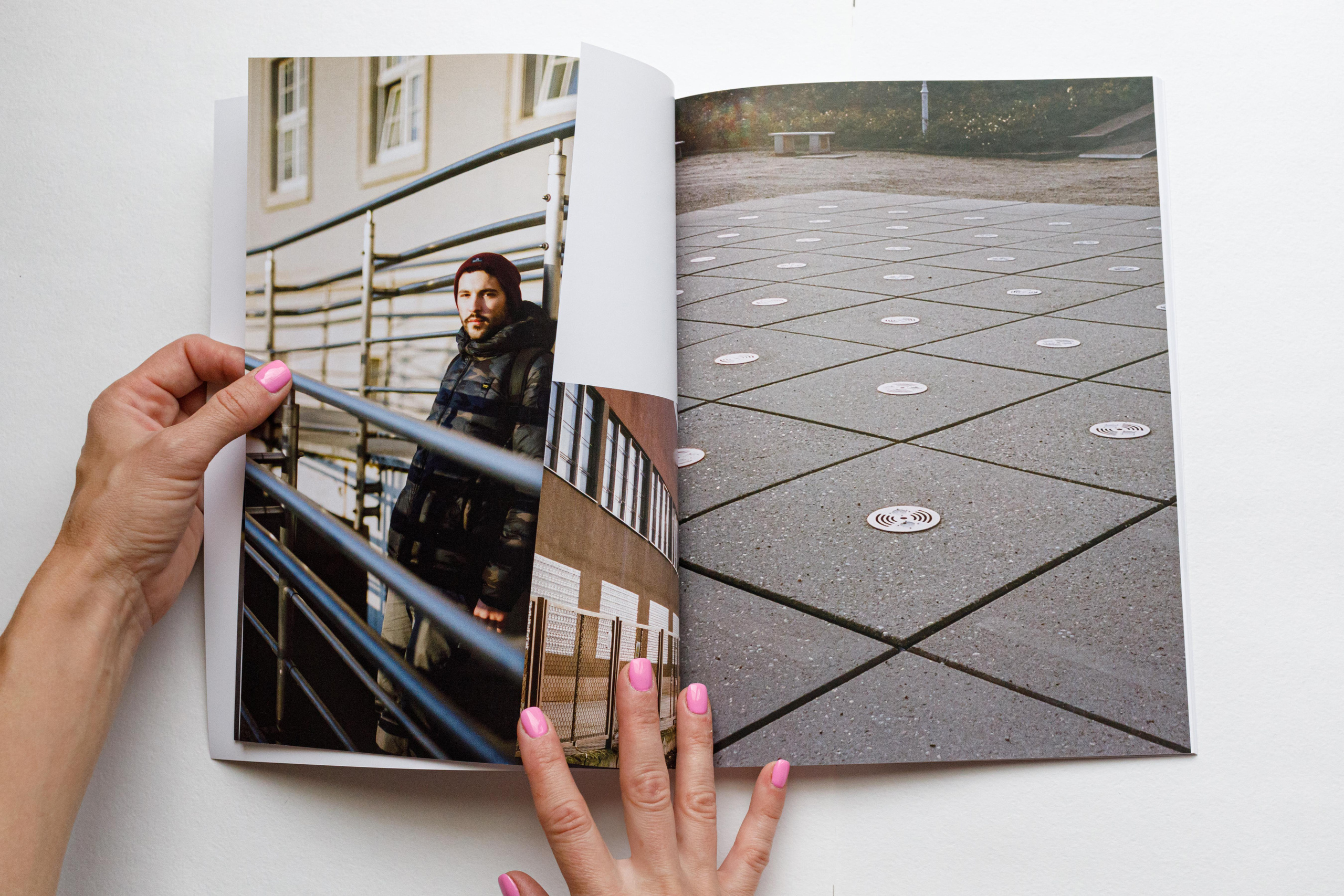 Connecting (photobook). Photographer, Documentary and Art