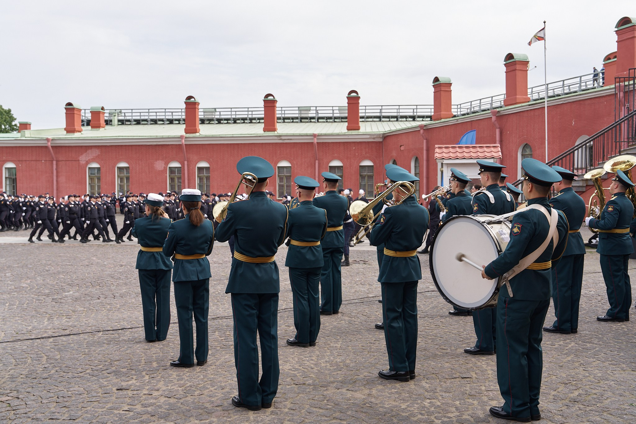 Санкт-Петербургской академии милиции имени Н. А. Щёлокова 25 лет