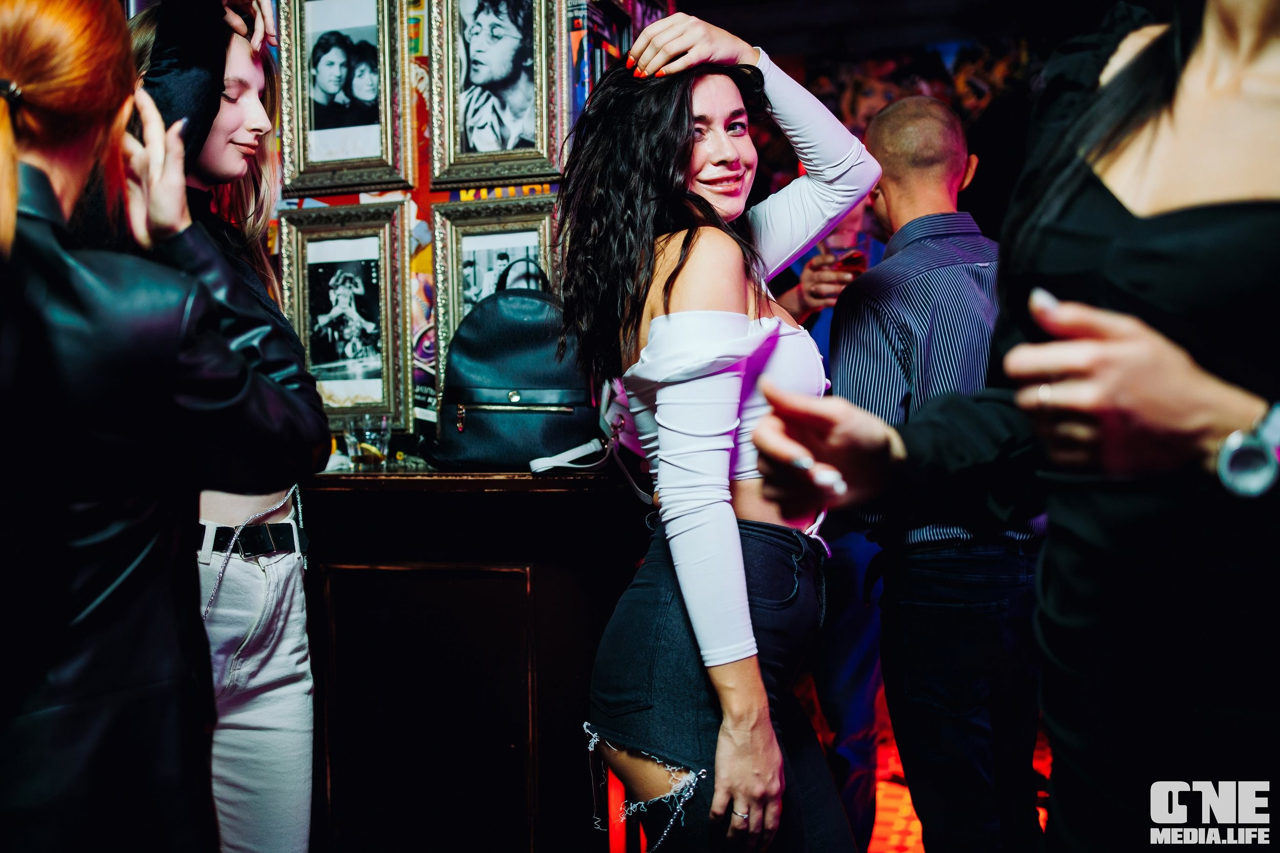Фоторепортаж из бара XxxX. One Media Life: фоторепортажи, фотоотчеты с мероприятий и заведений