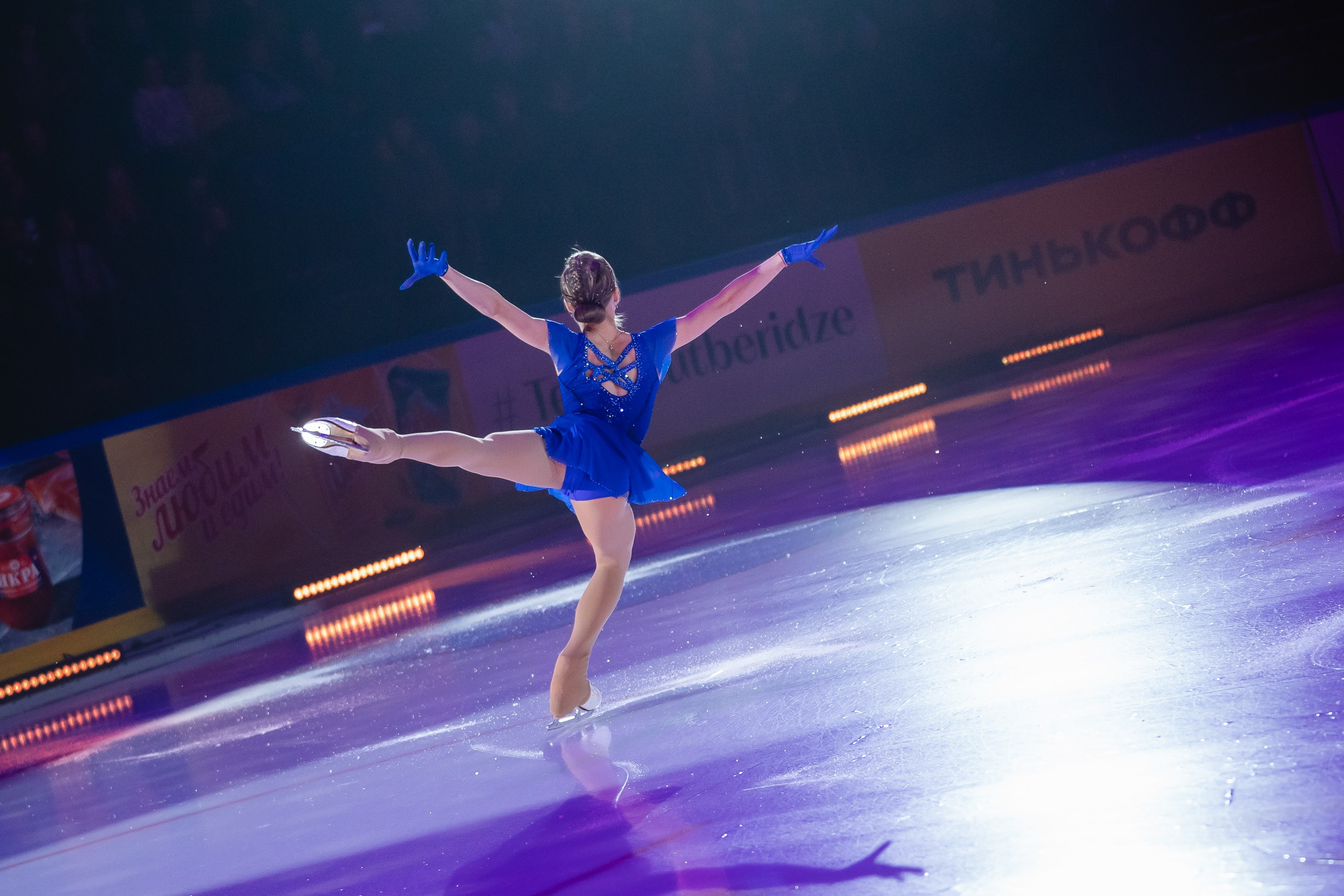 Шоу «Чемпионы на льду» в Новосибирске. Воробьева Ксения — Спортивный и танцевальный фотограф Новосибирск