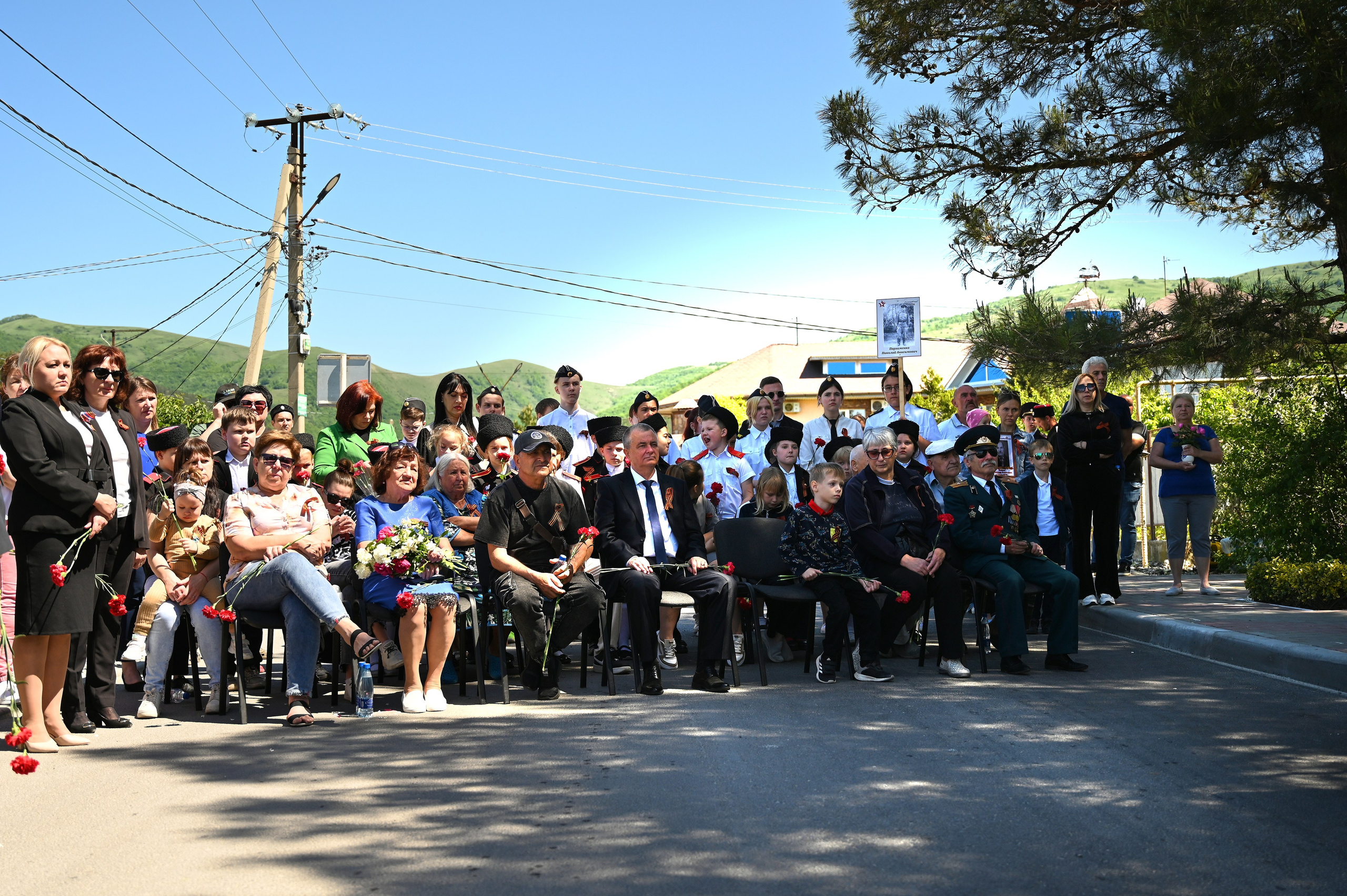 Митинг в с. Виноградное. Жизнь курорта Кабардинка в фотографиях