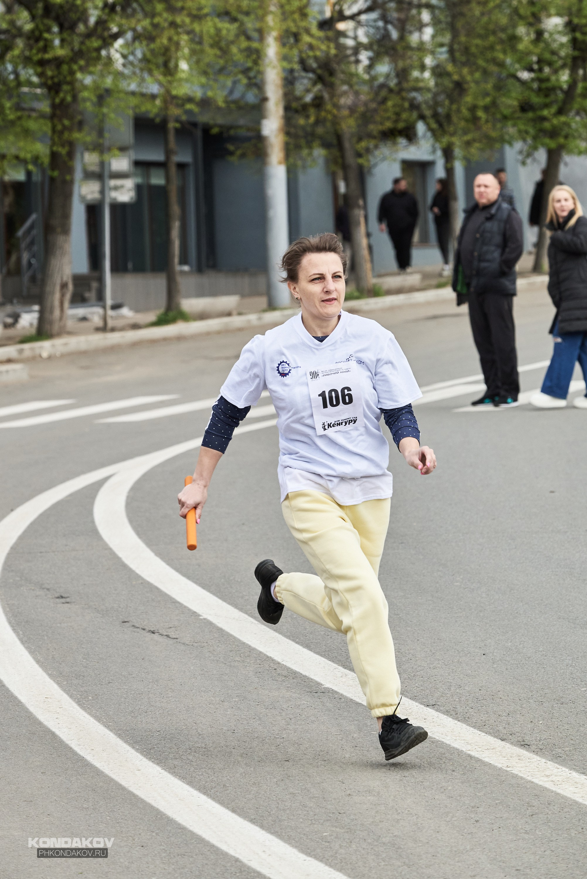 Первомайская эстафета в Иваново 2024 год. Фотограф в Иваново: Каталожная съемка одежды и постельного белья, Wildberries