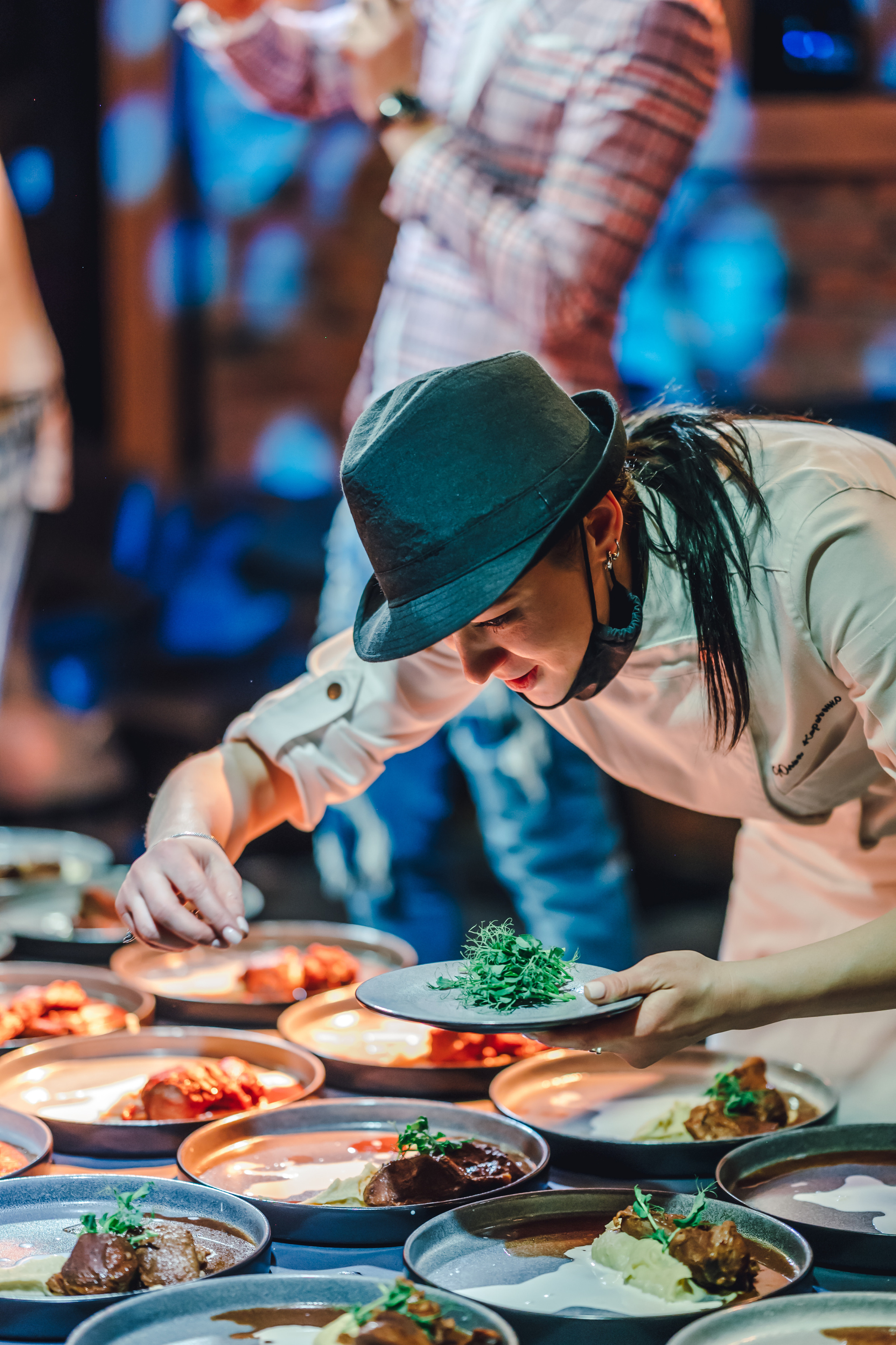 Гастроужин от шеф-повара Павла Федотова и Юлии КириченкоАнонс съемки. Коммерческий фотограф в Москве Билуши Василиса